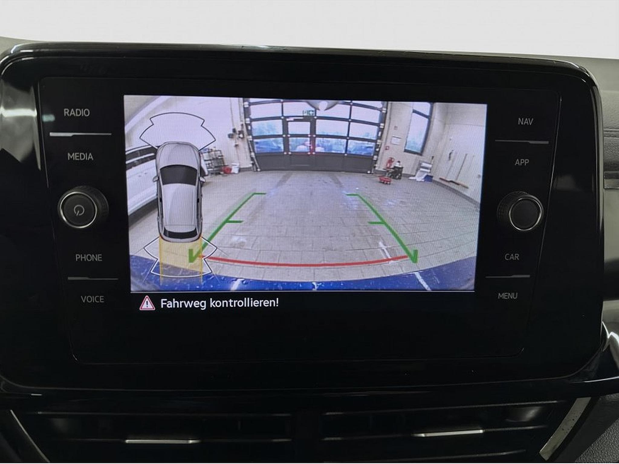 VW T-Roc (2025) - Photo 19