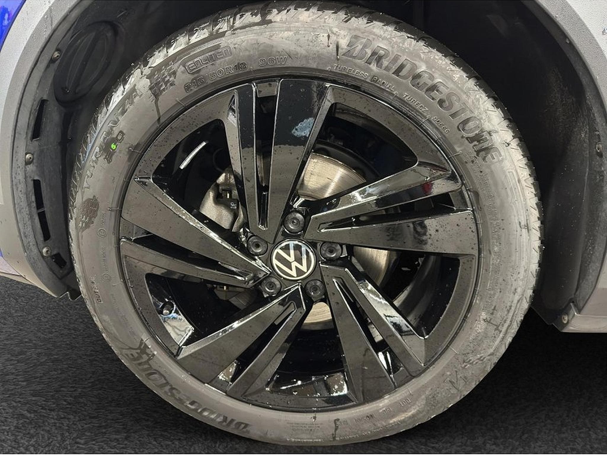 VW T-Roc (2025) - Photo 23