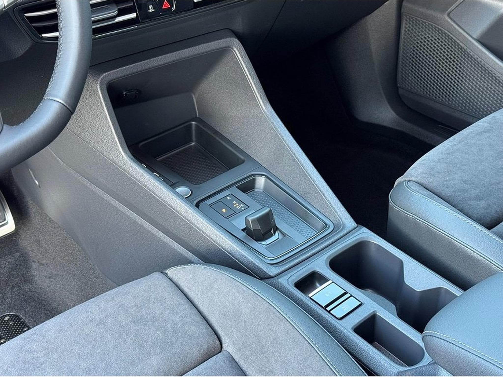 VW Caddy (2024) - Photo 10