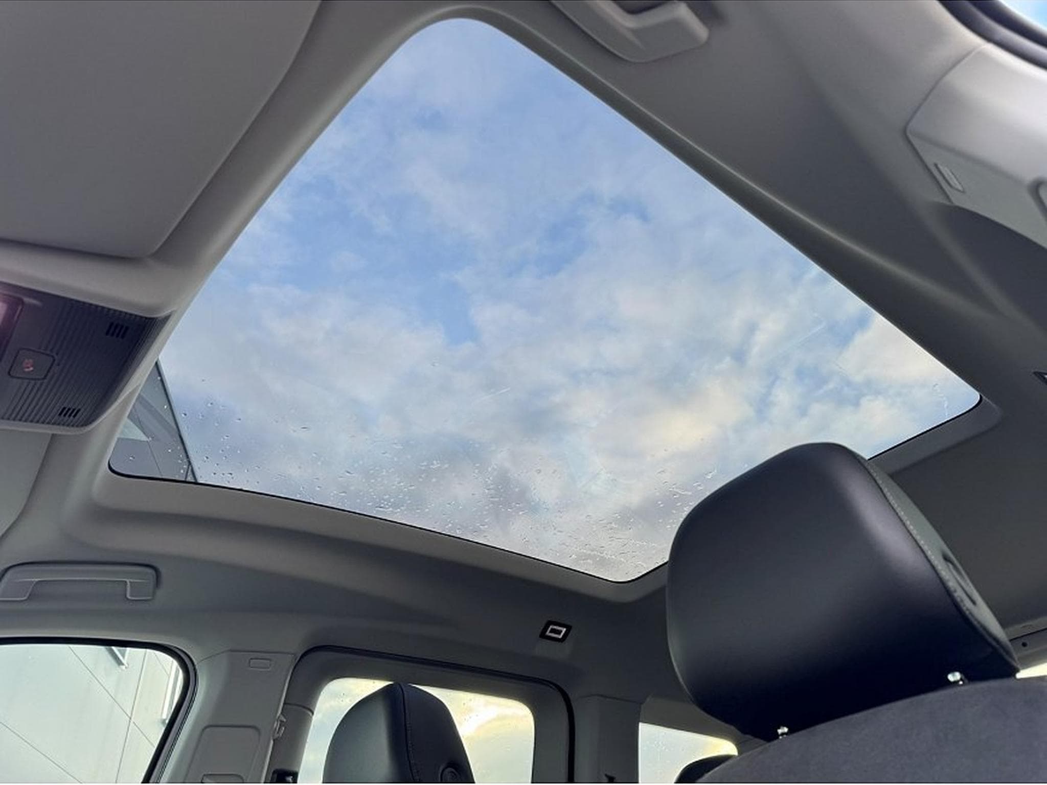 VW Caddy (2024) - Photo 8