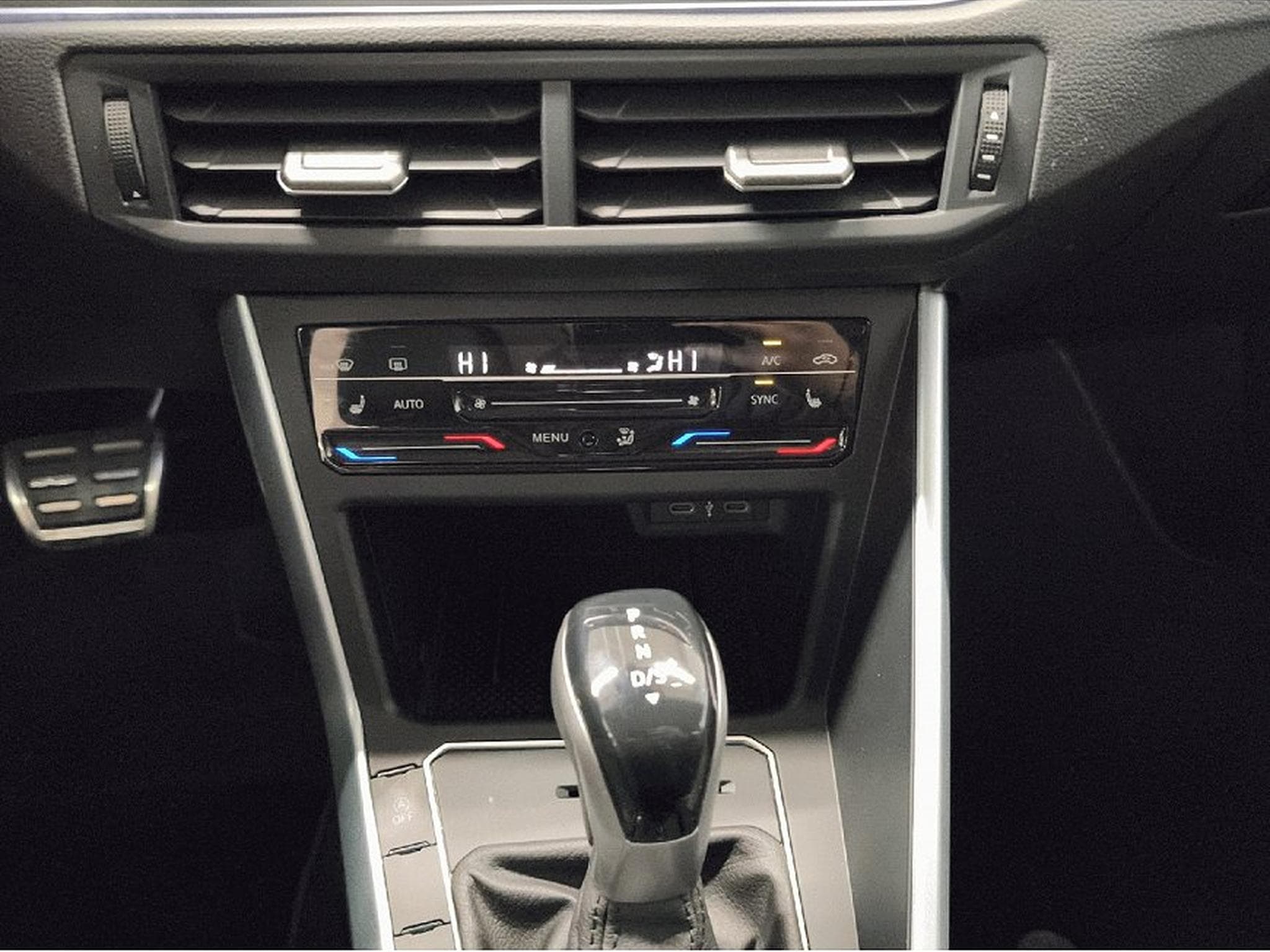 VW Polo (2025) - Photo 12