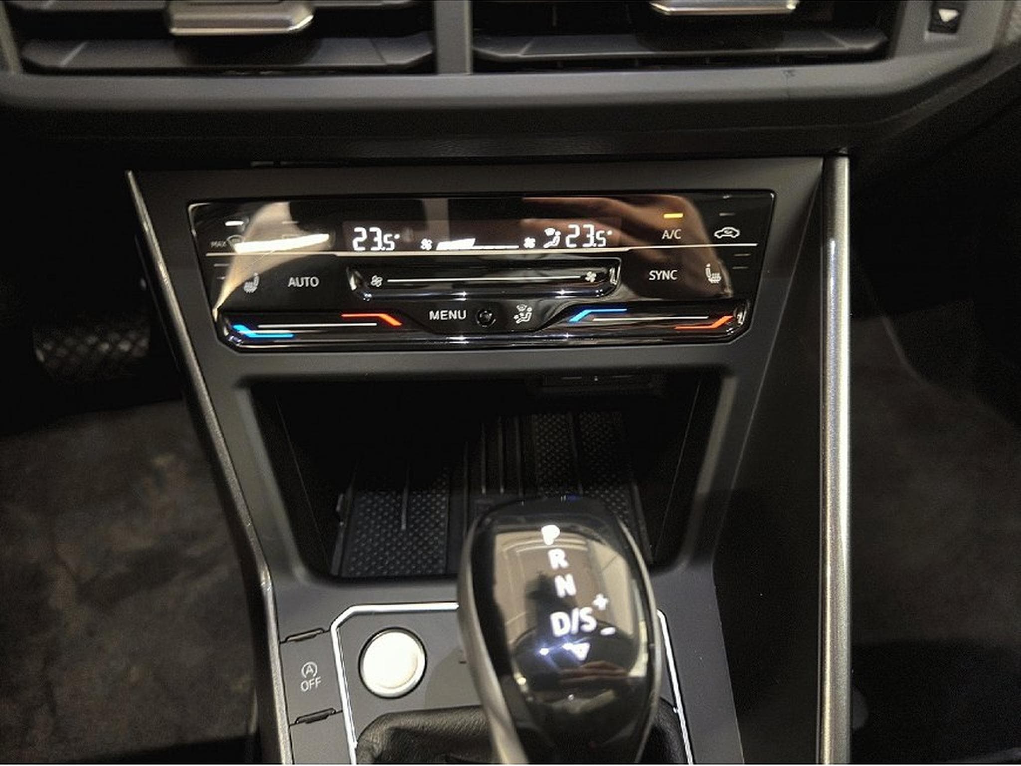 VW Polo (2025) - Photo 12