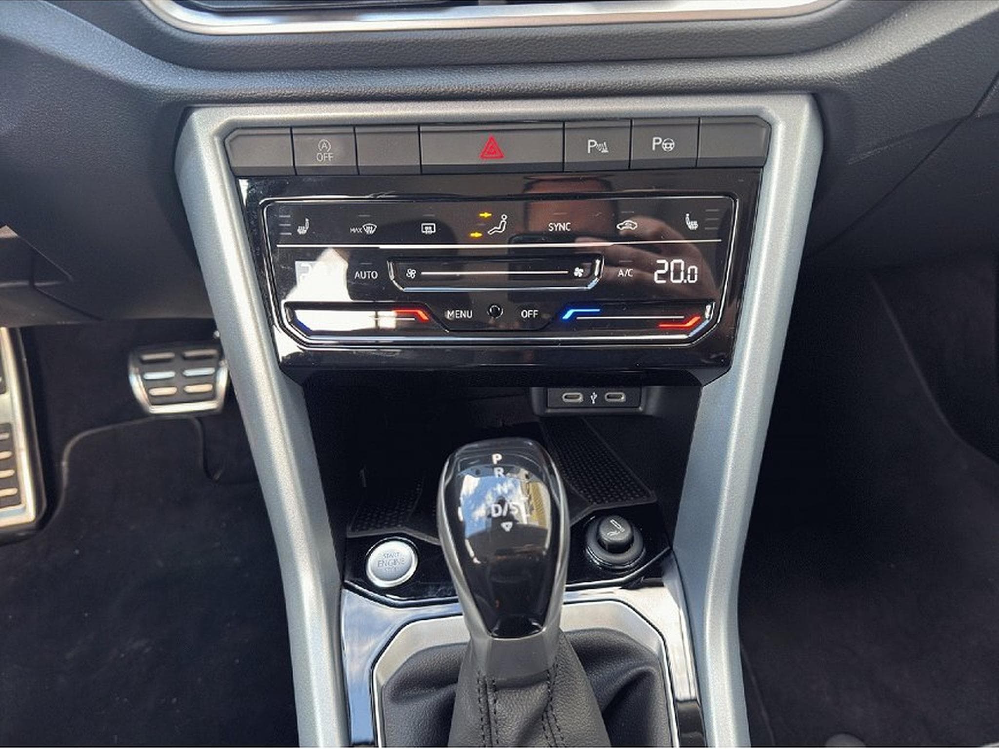 VW T-Roc (2025) - Photo 14