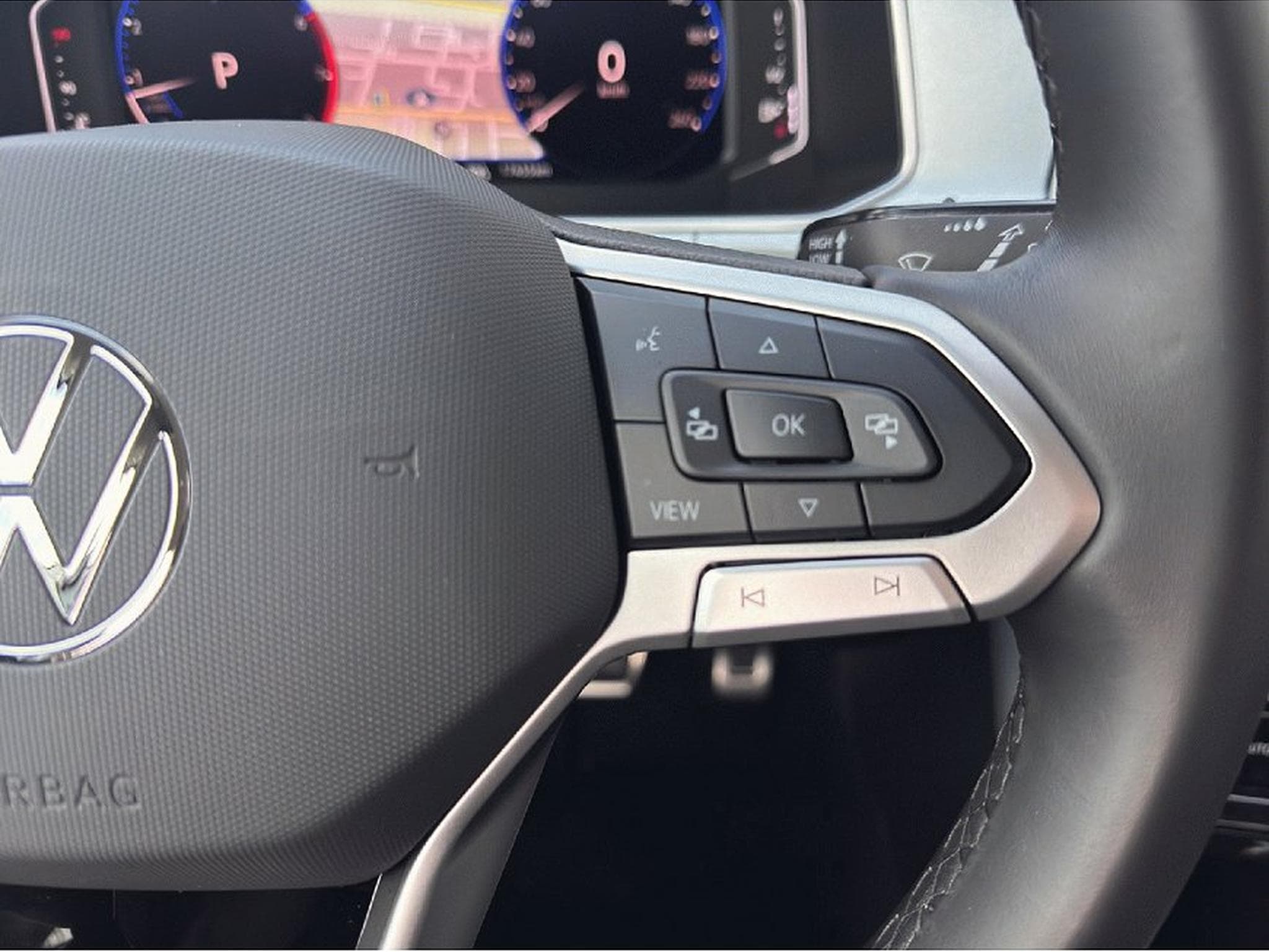 VW T-Roc (2025) - Photo 16