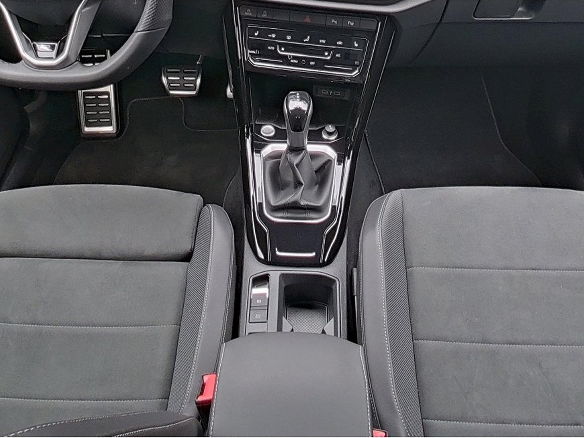 VW T-Roc (2025) - Photo 12