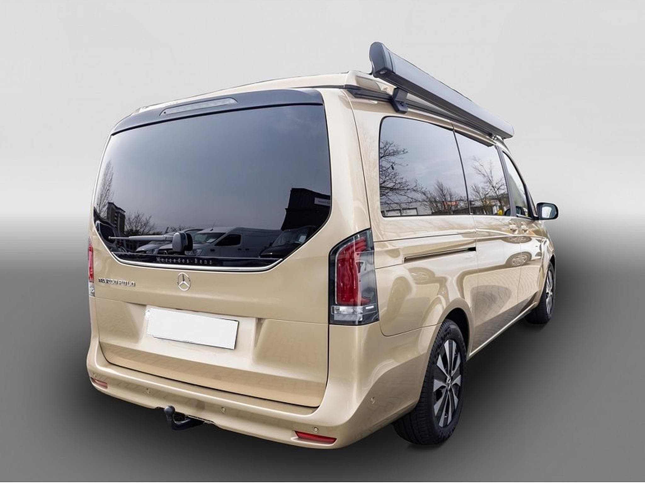 Mercedes Vito (2024) - Photo 3