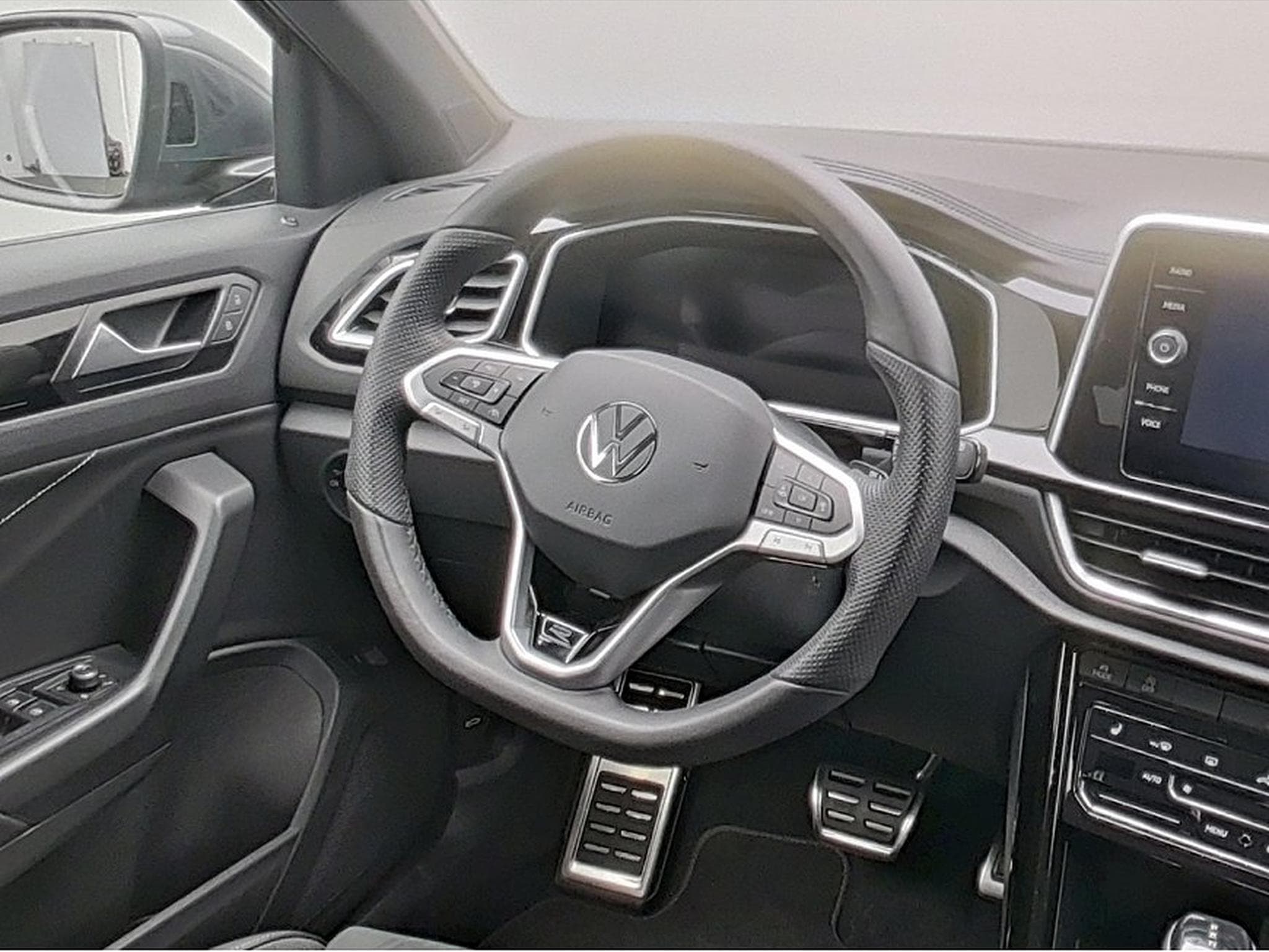 VW T-Roc (2025) - Photo 10