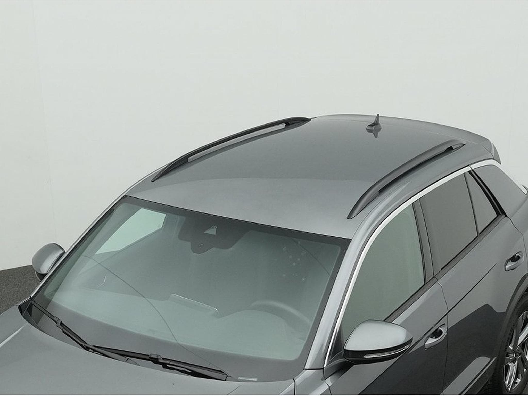 VW T-Roc (2025) - Photo 18