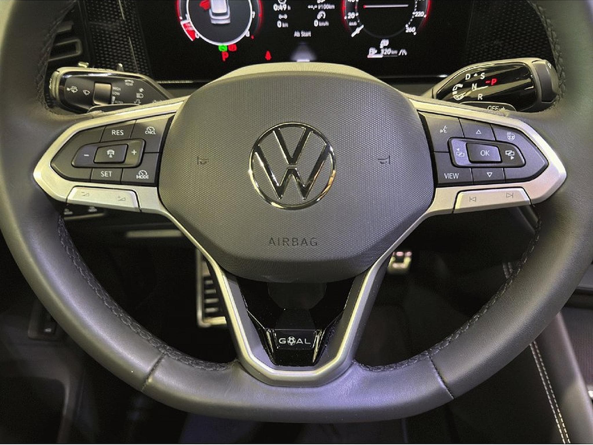 VW Tiguan (2025) - Photo 16