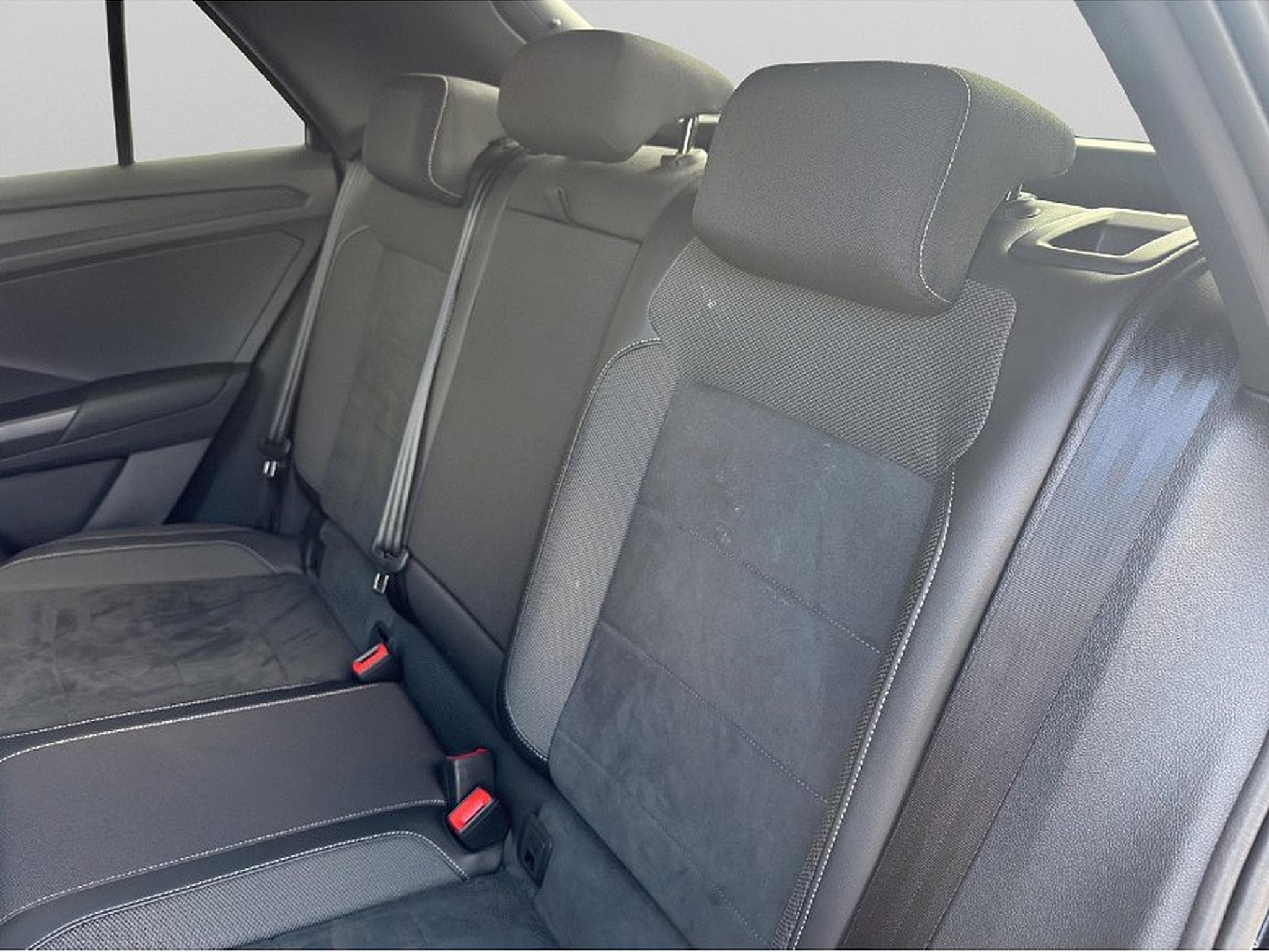 VW T-Roc (2025) - Photo 11