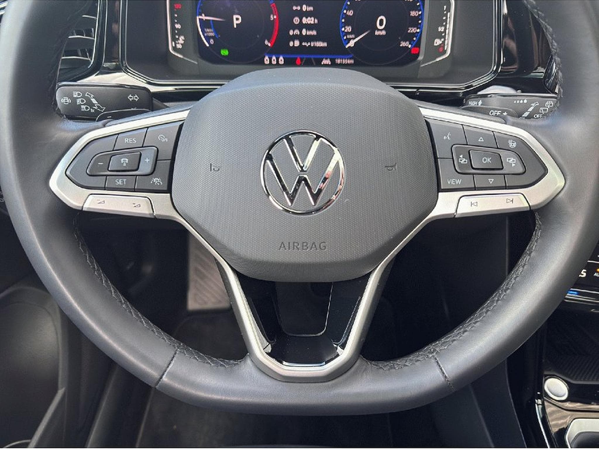 VW T-Roc (2025) - Photo 16