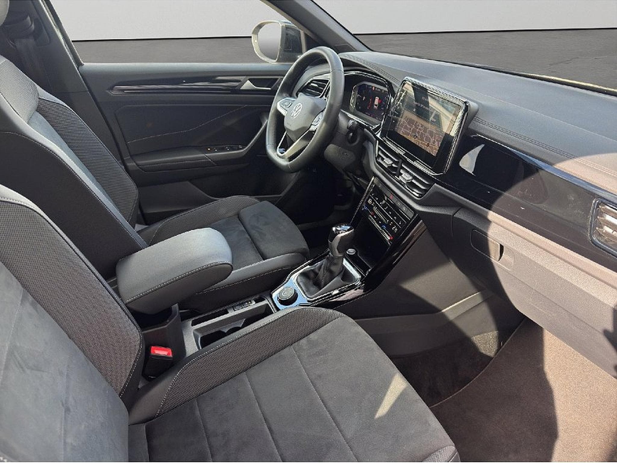 VW T-Roc (2025) - Photo 20