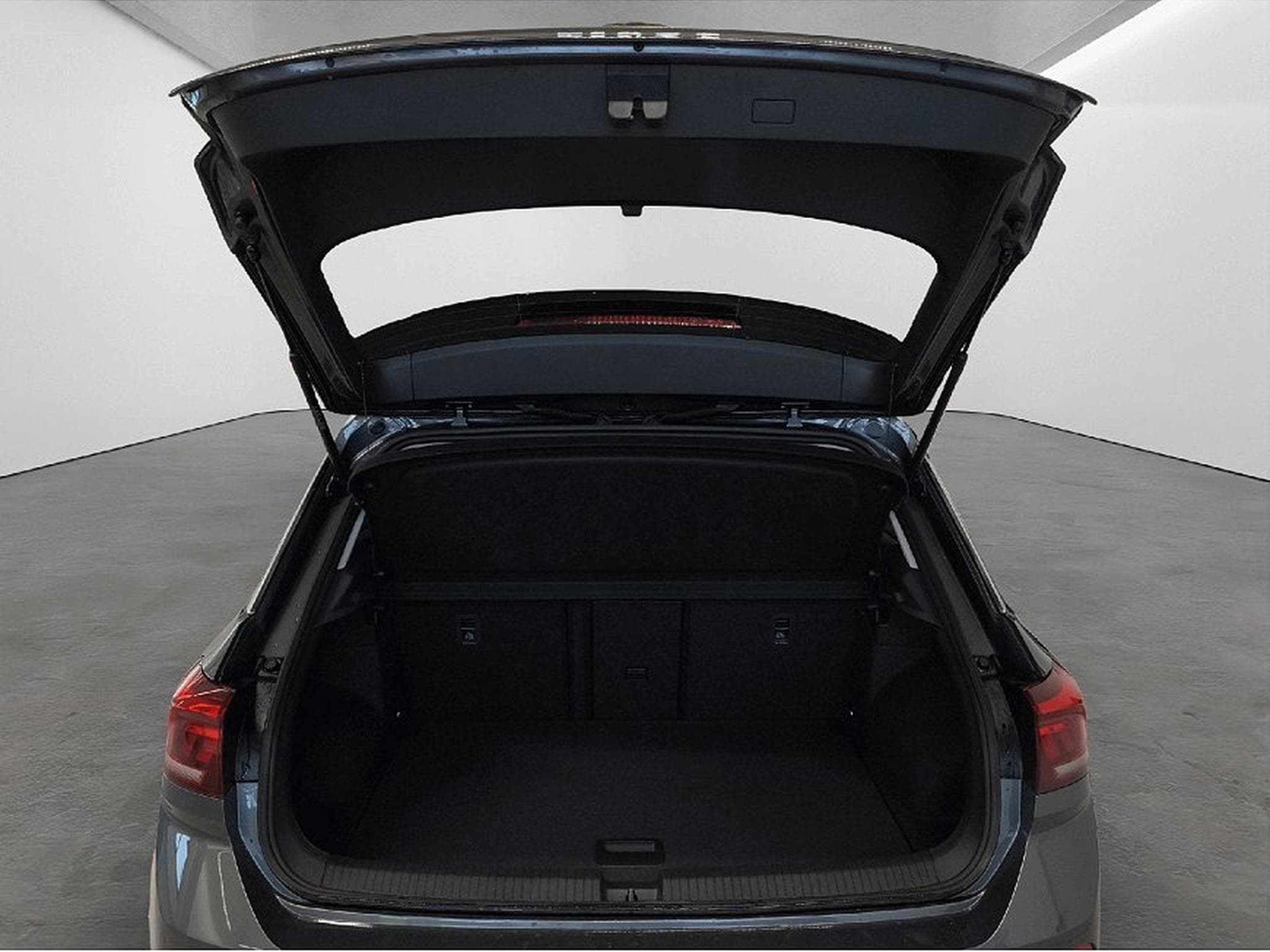 VW T-Roc (2025) - Photo 14