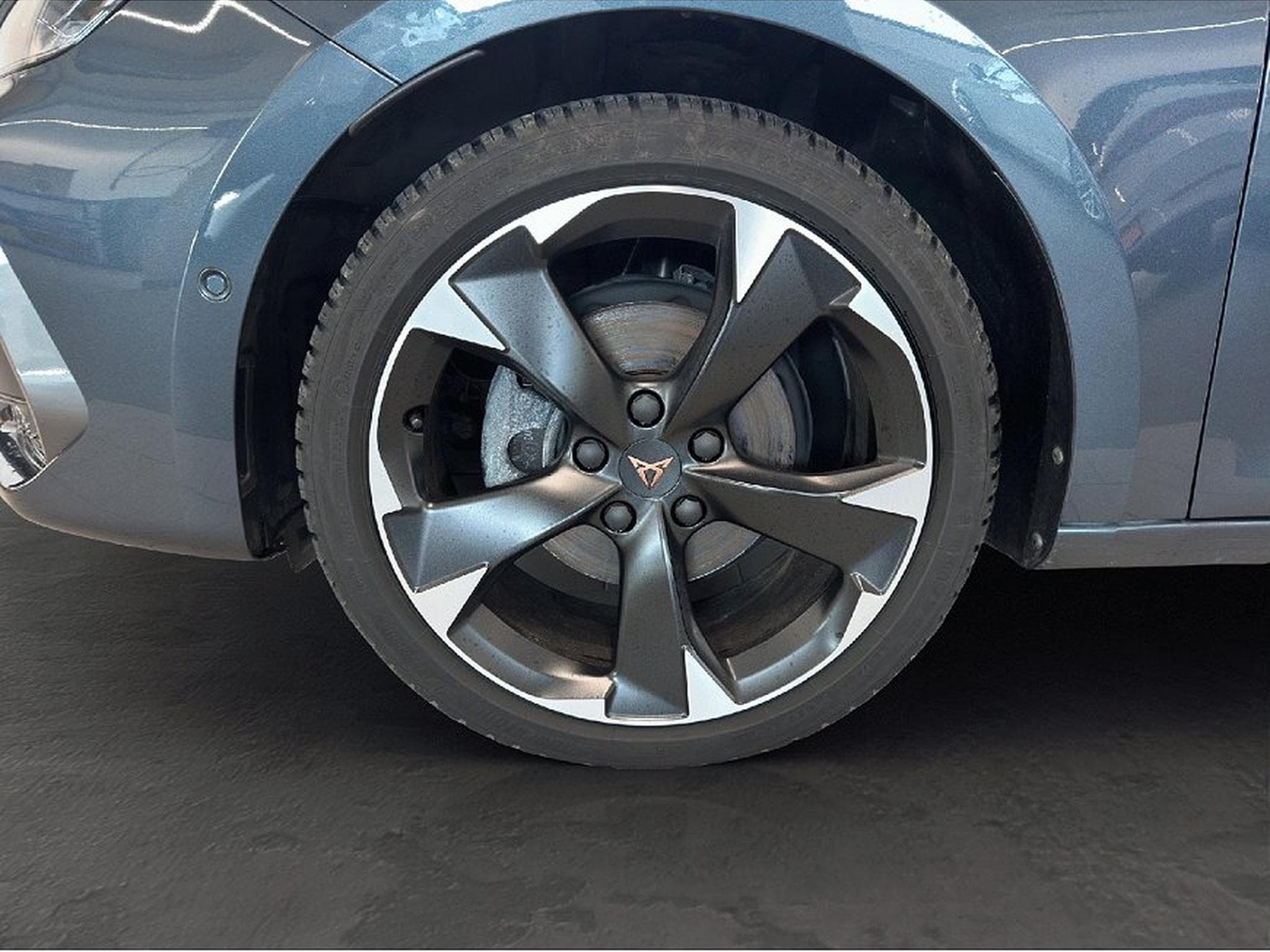 Cupra Leon (2025) - Photo 19