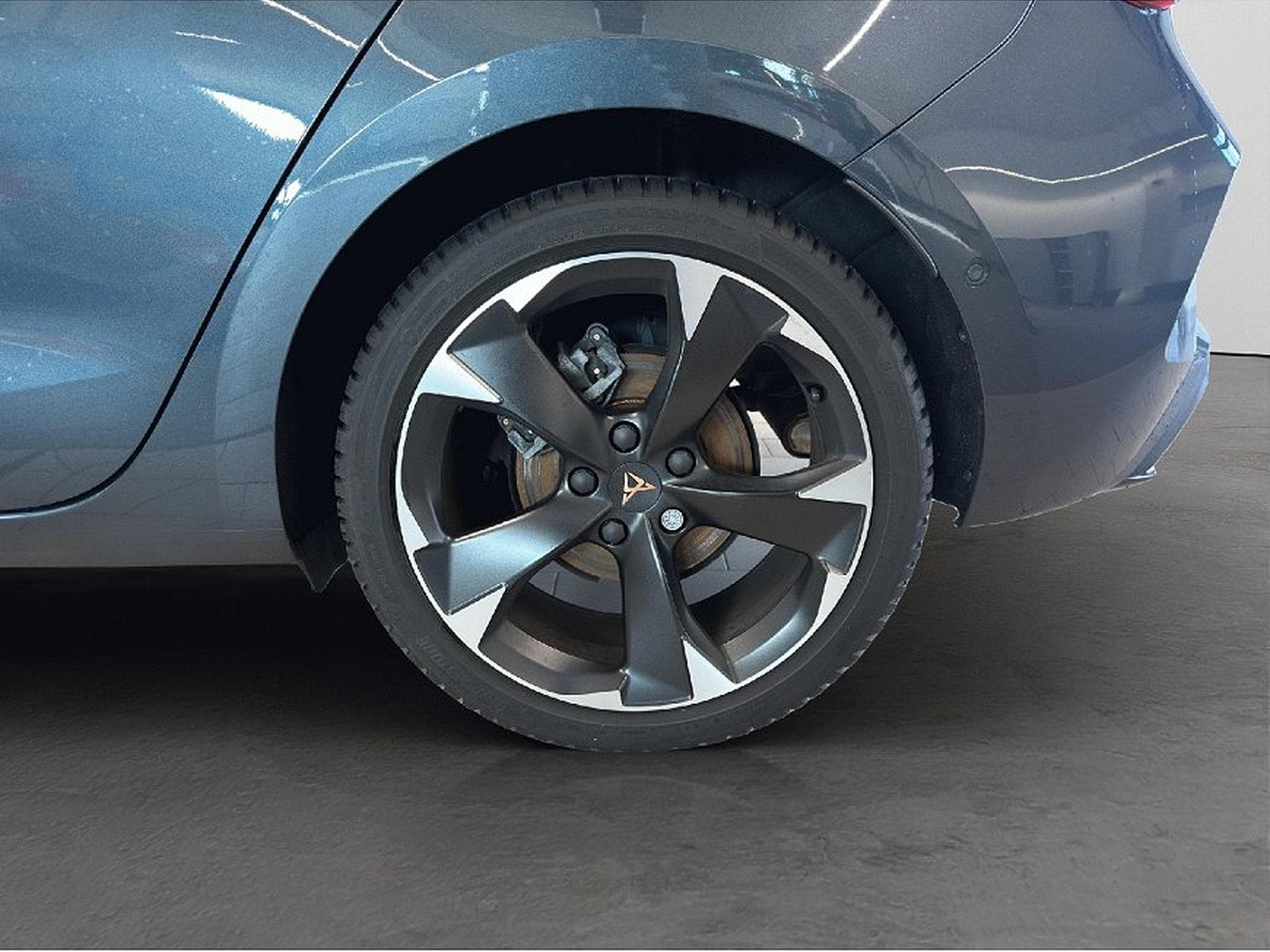 Cupra Leon (2025) - Photo 20