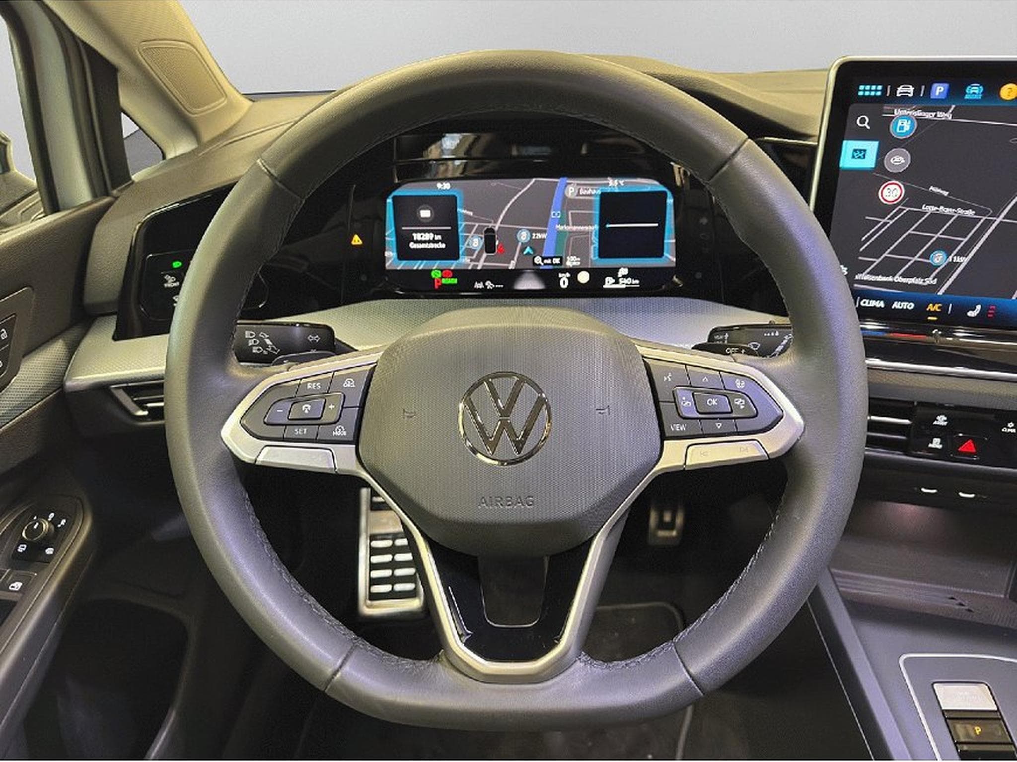 VW Golf (2025) - Photo 17