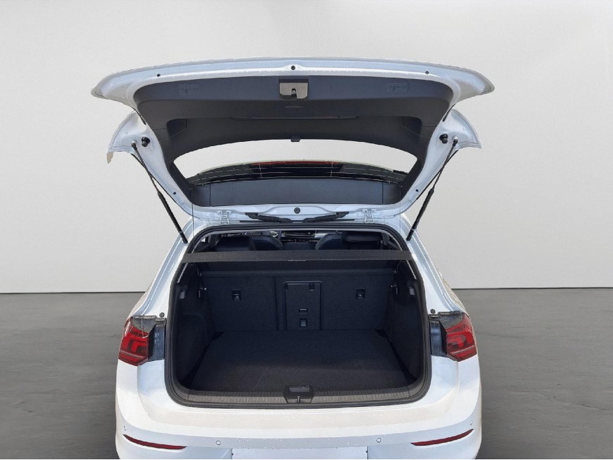 VW Golf (2025) - Photo 6