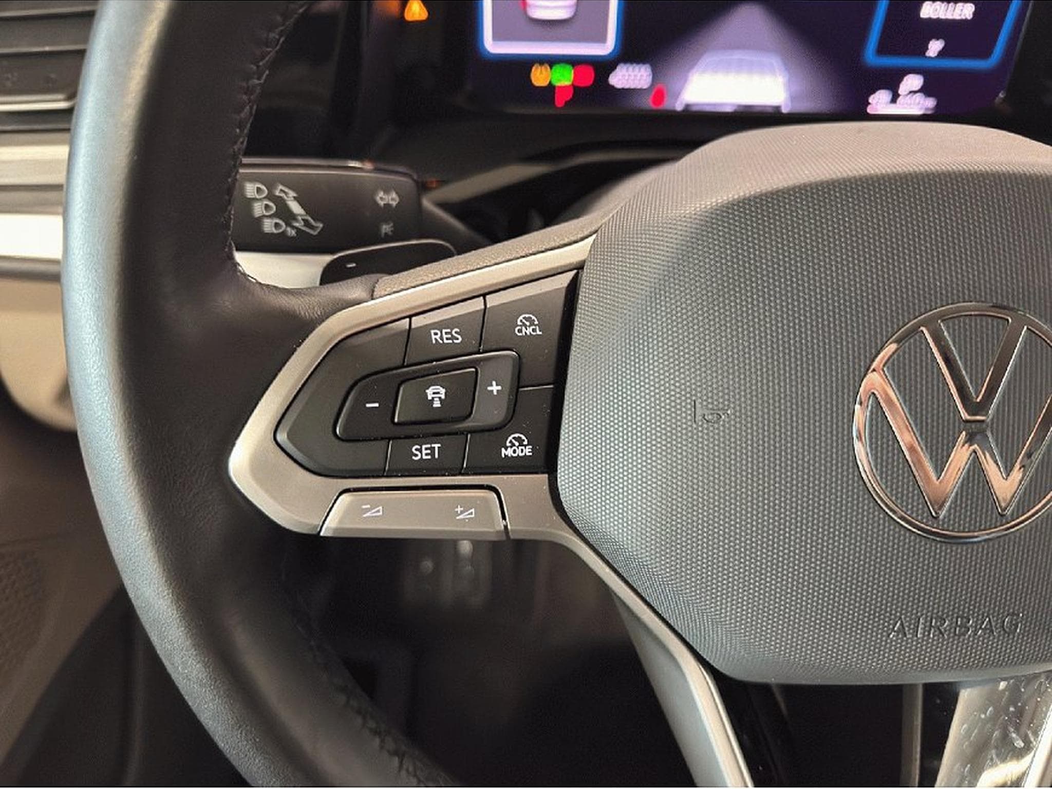 VW Multivan (2024) - Photo 15