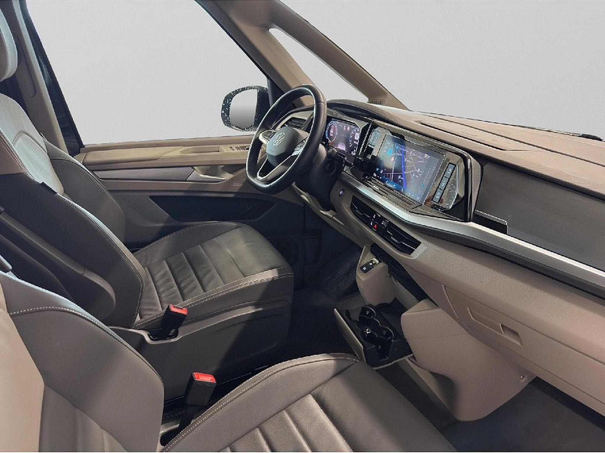 VW Multivan (2024) - Photo 20