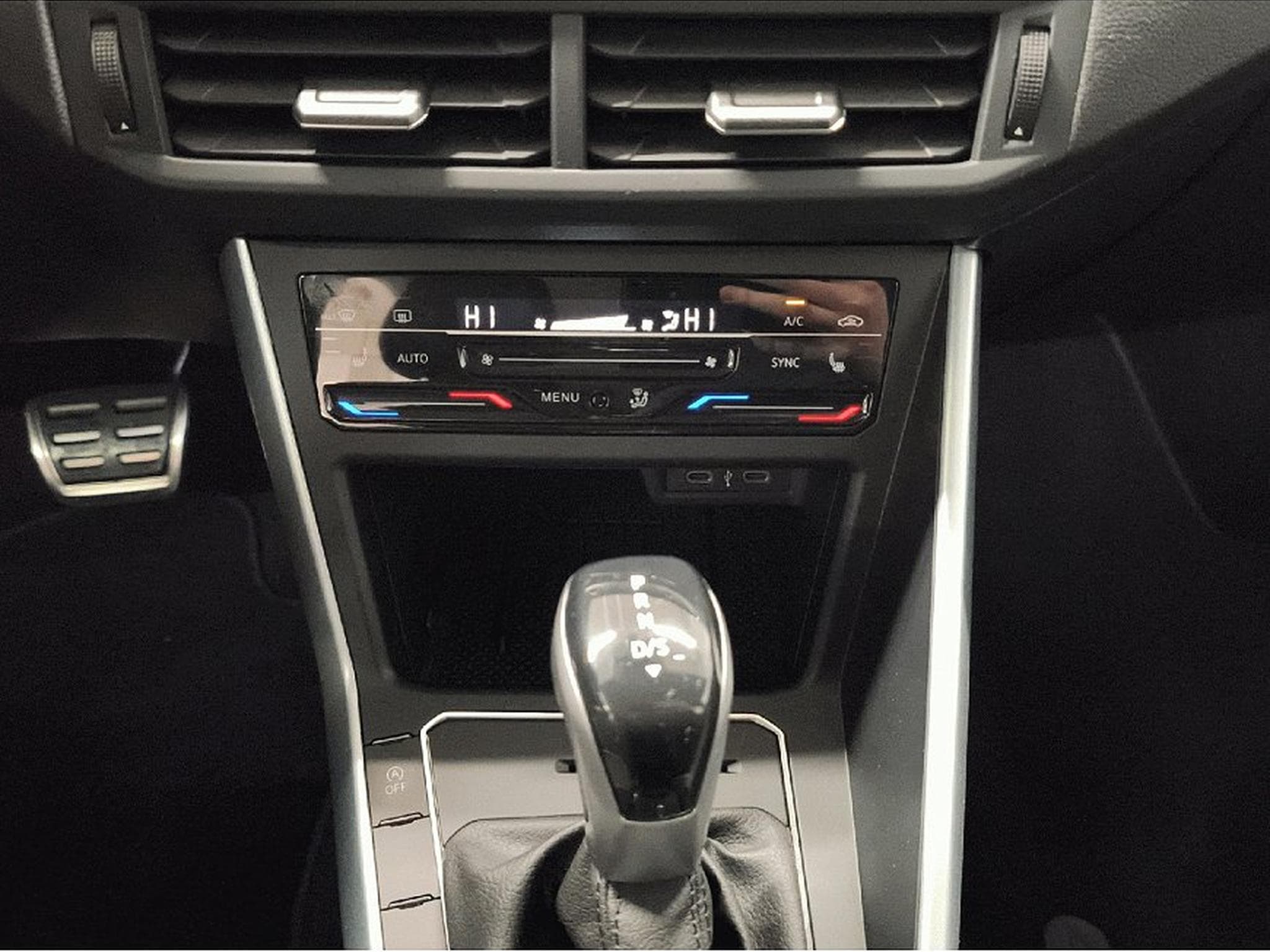 VW Polo (2025) - Photo 12