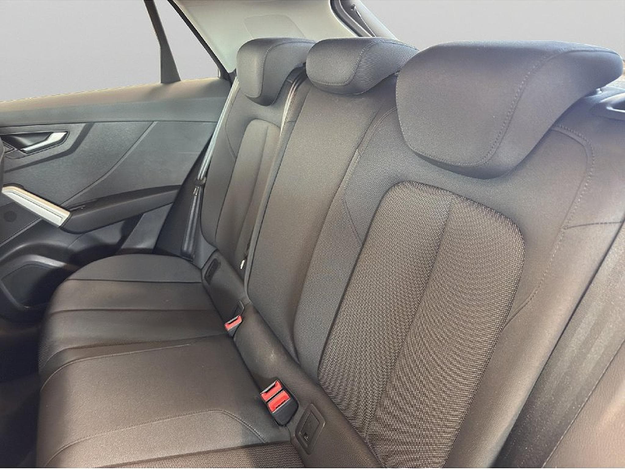 Audi Q2 (2024) - Photo 10