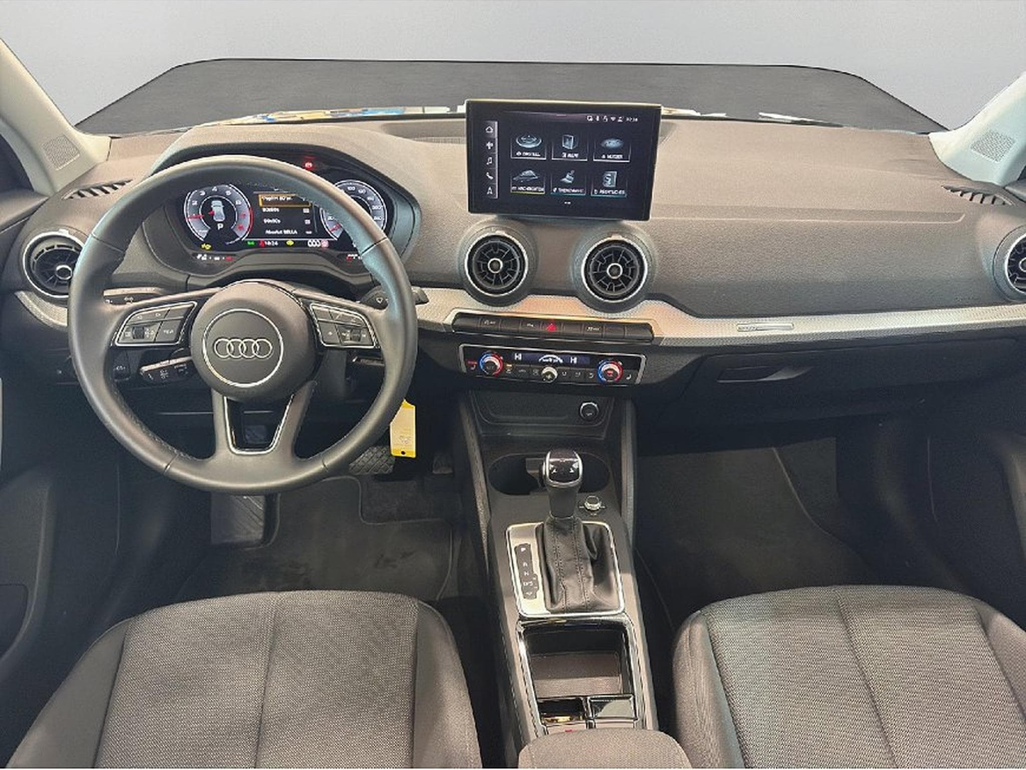 Audi Q2 (2024) - Photo 11