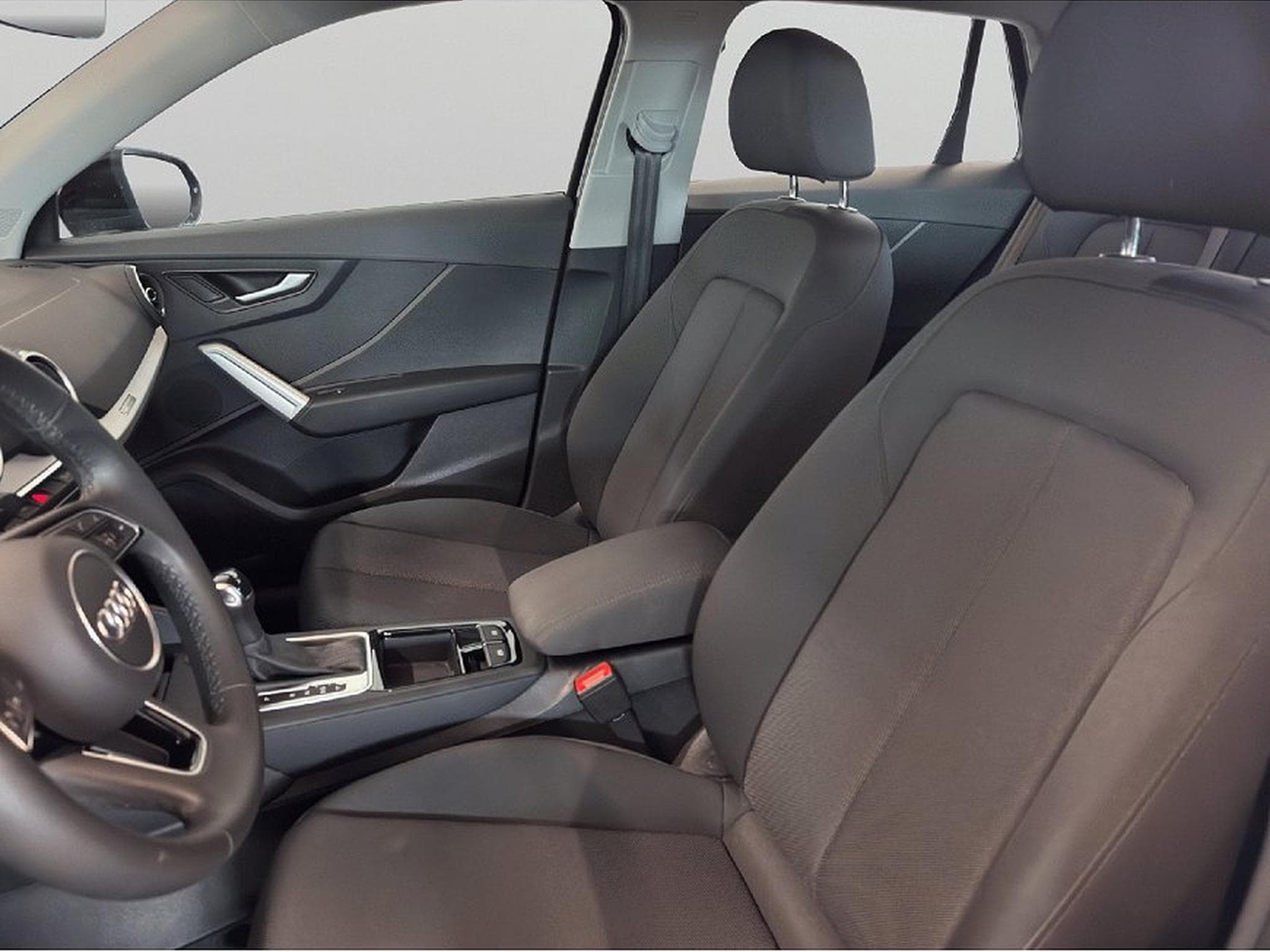 Audi Q2 (2024) - Photo 6