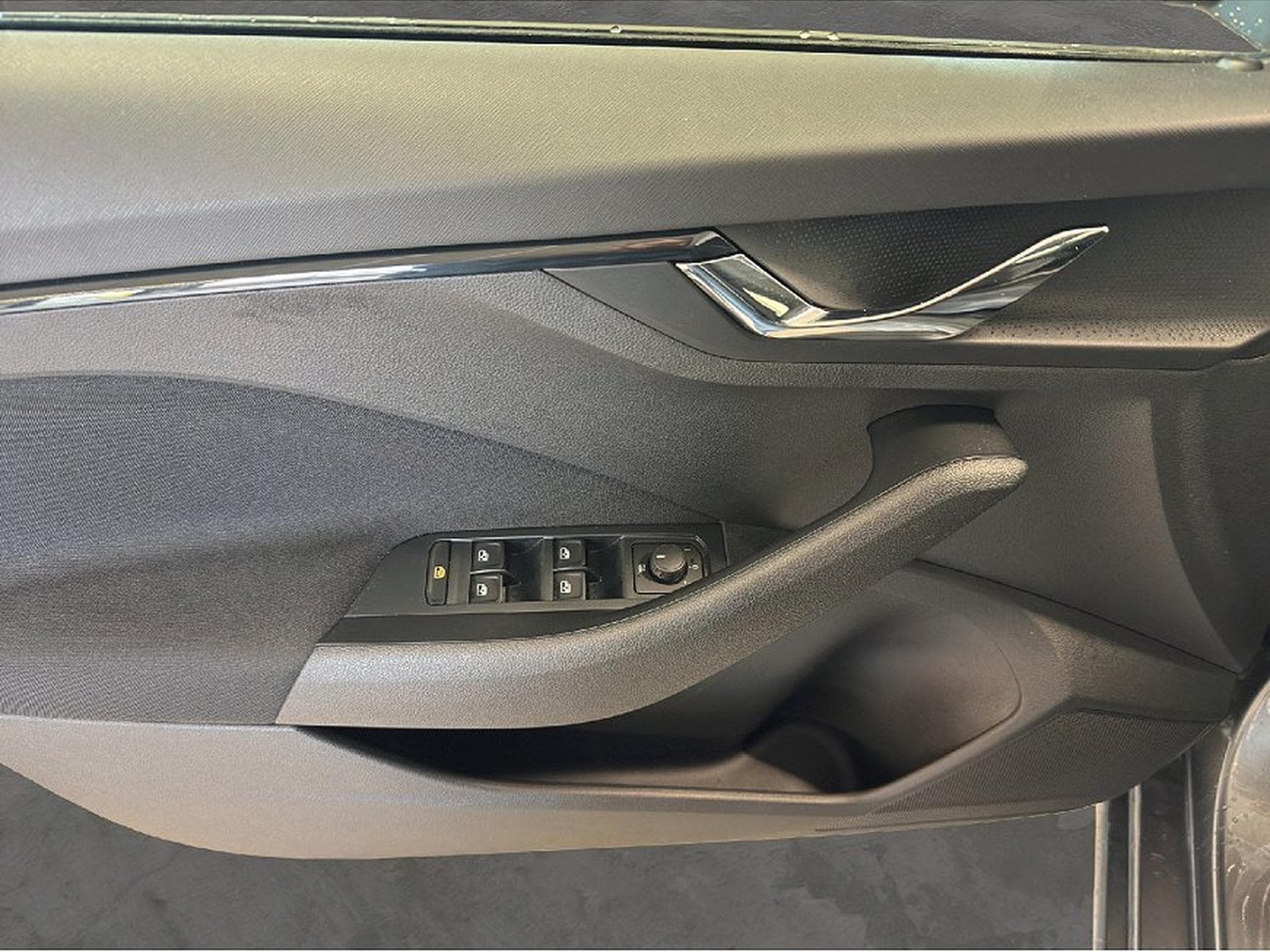 Skoda Scala (2024) - Photo 9