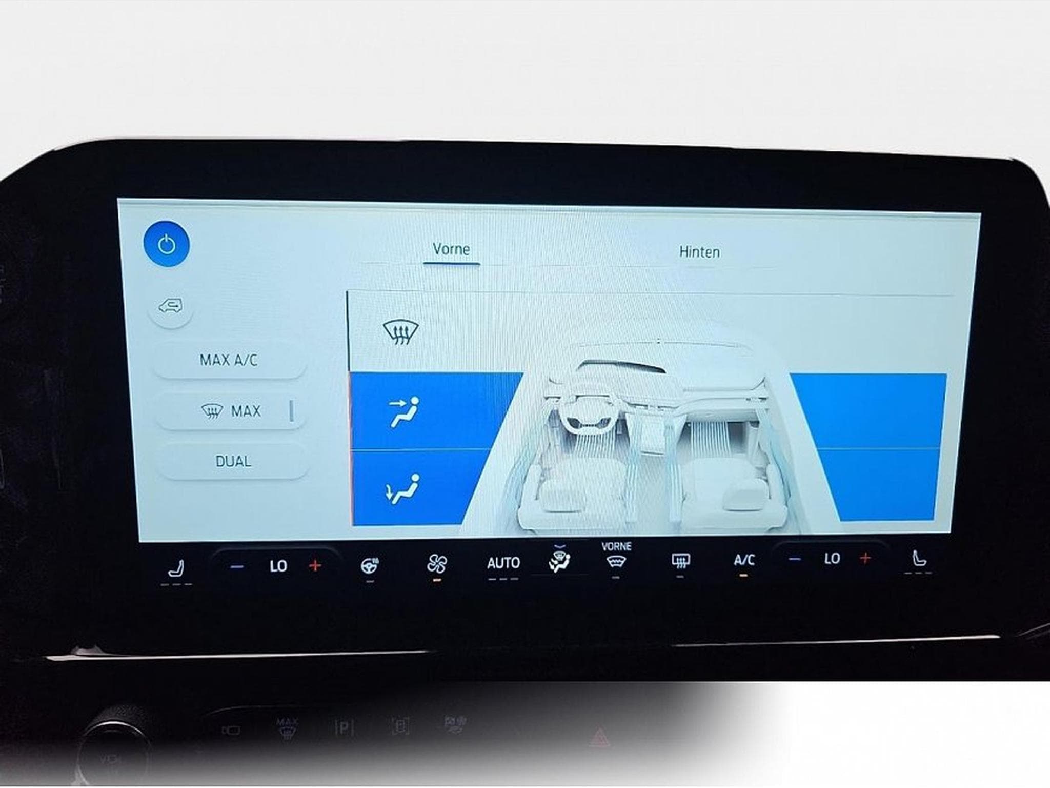 Ford Tourneo (2026) - Photo 10