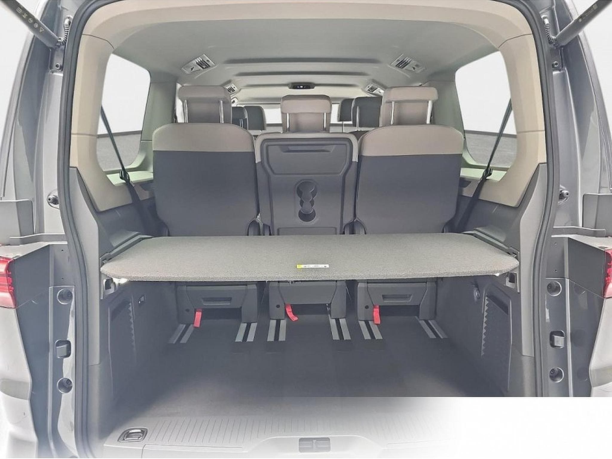 VW Multivan (2026) - Photo 13