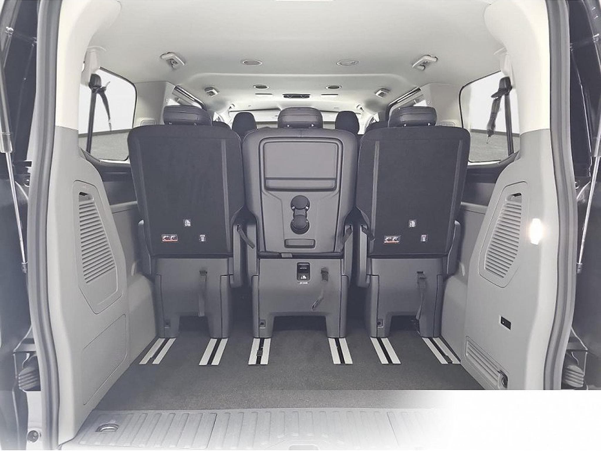 Ford Tourneo (2026) - Photo 13