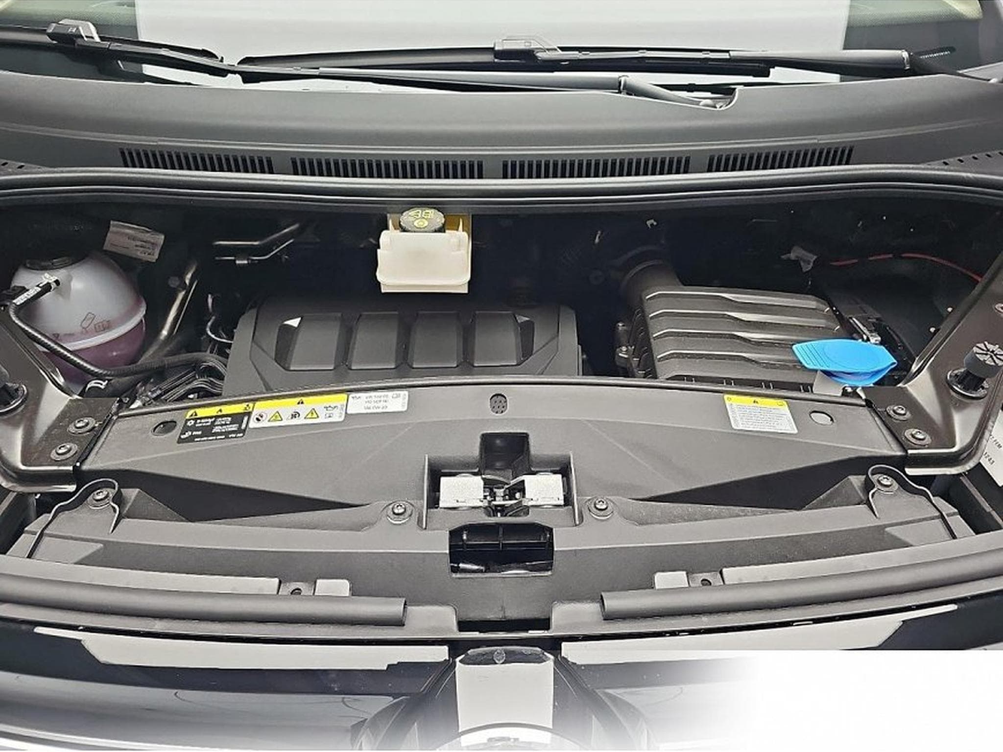 VW Multivan (2026) - Photo 14