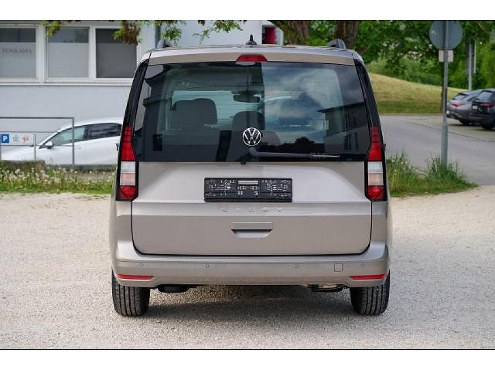 VW Caddy (2025) - Photo 12