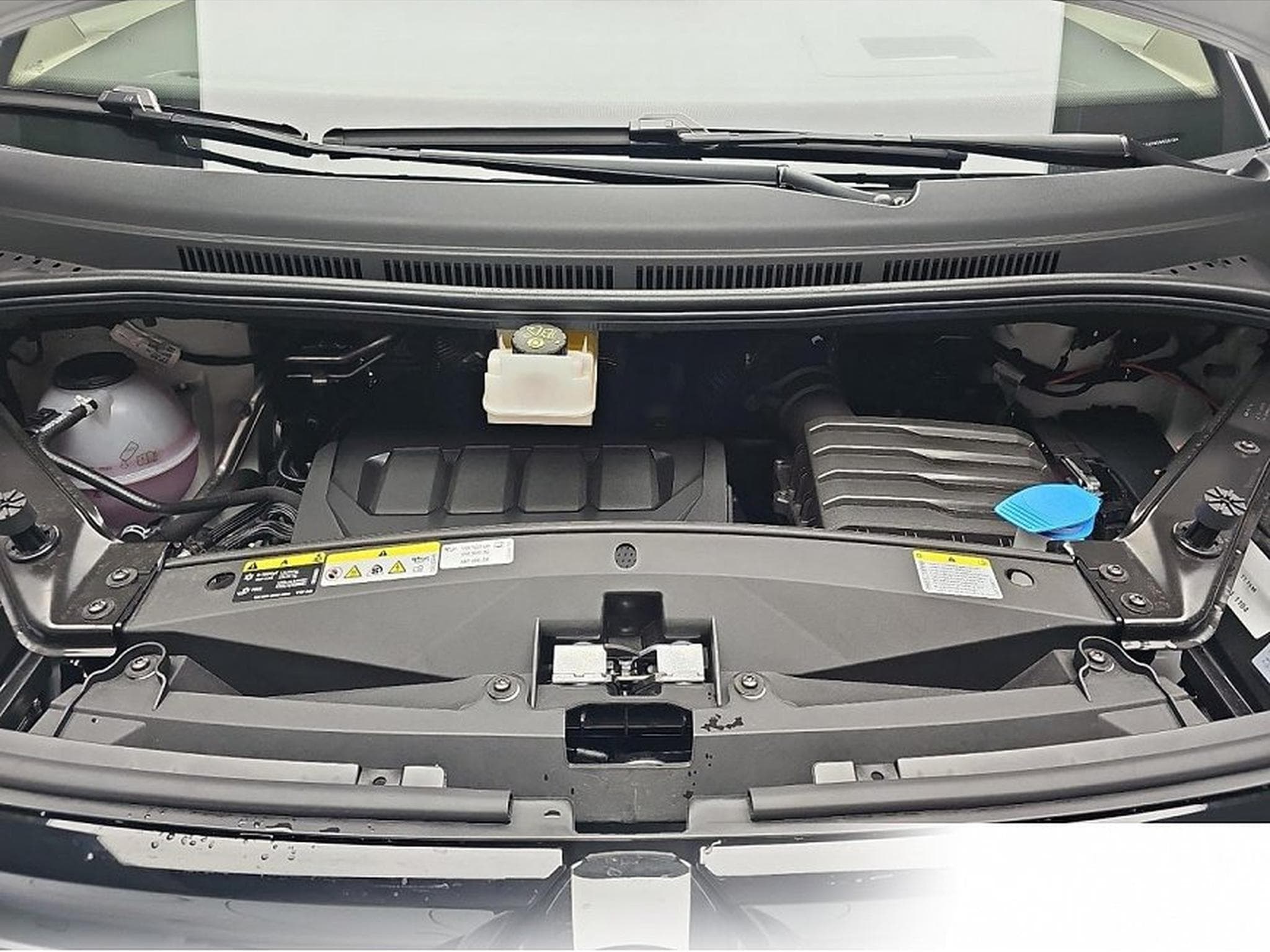 VW Multivan (2026) - Photo 14