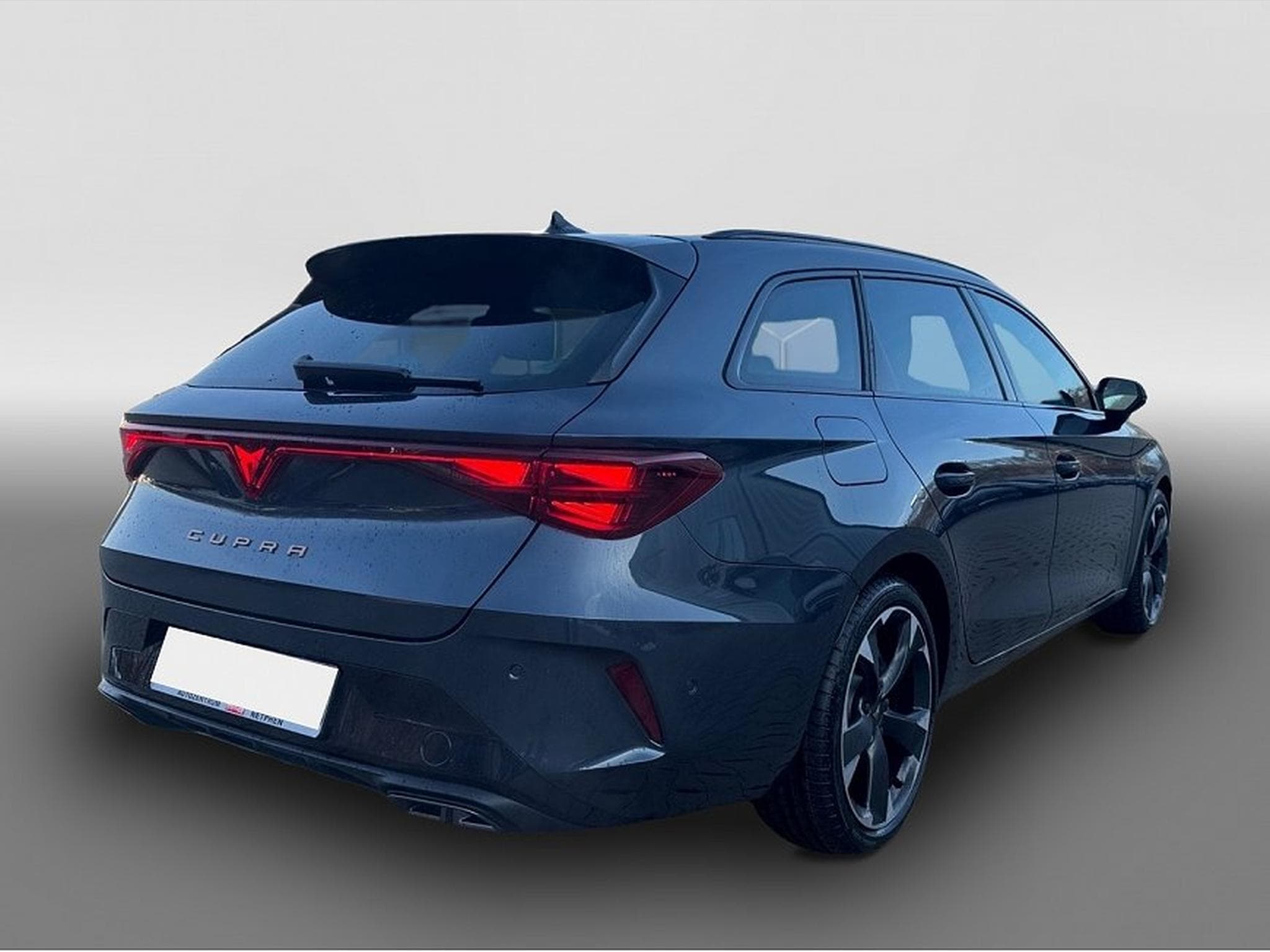 Cupra Leon (2025) - Photo 3