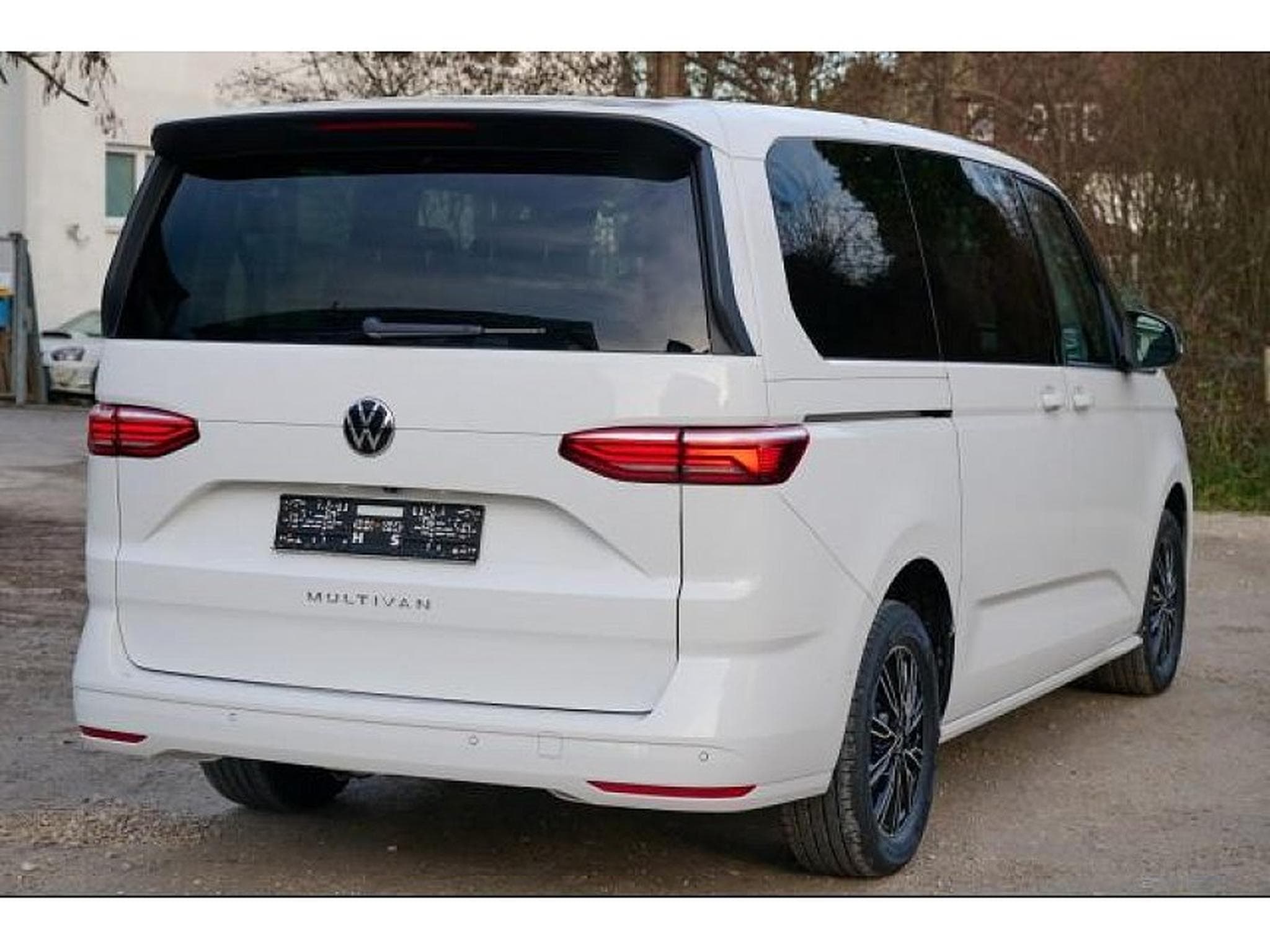 VW Multivan (2025) - Photo 10