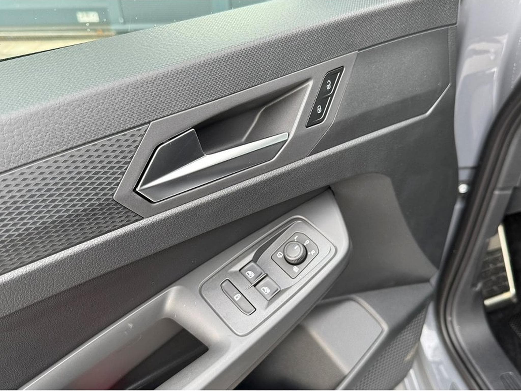 VW Caddy (2025) - Photo 7