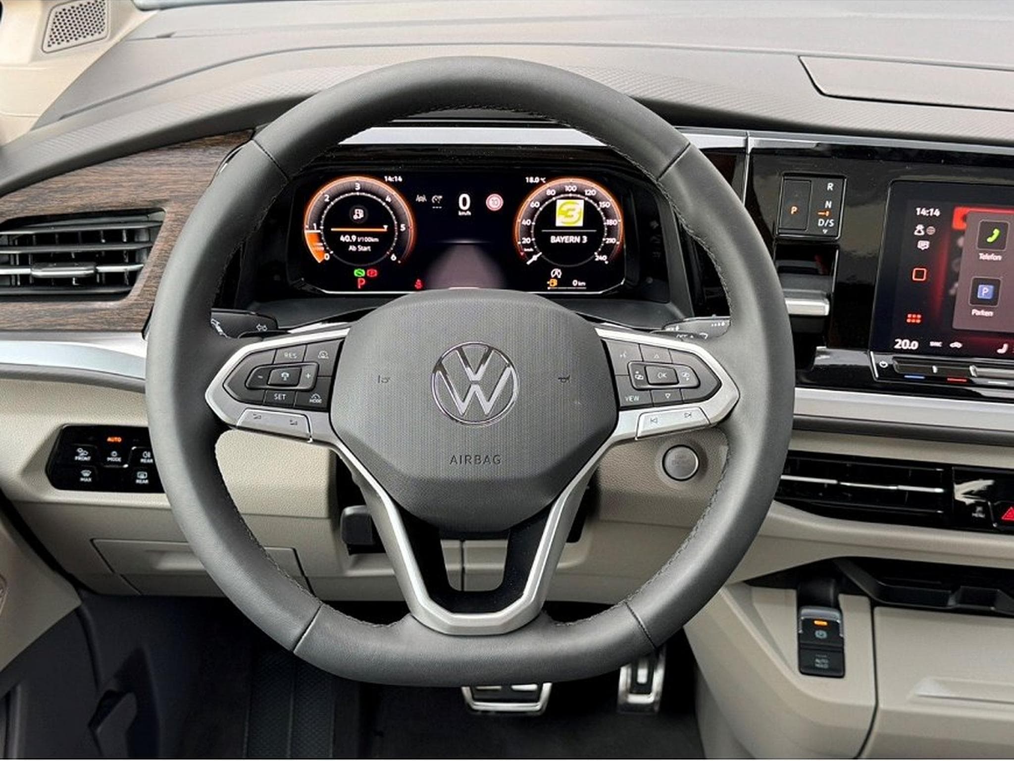 VW Multivan (2025) - Photo 6