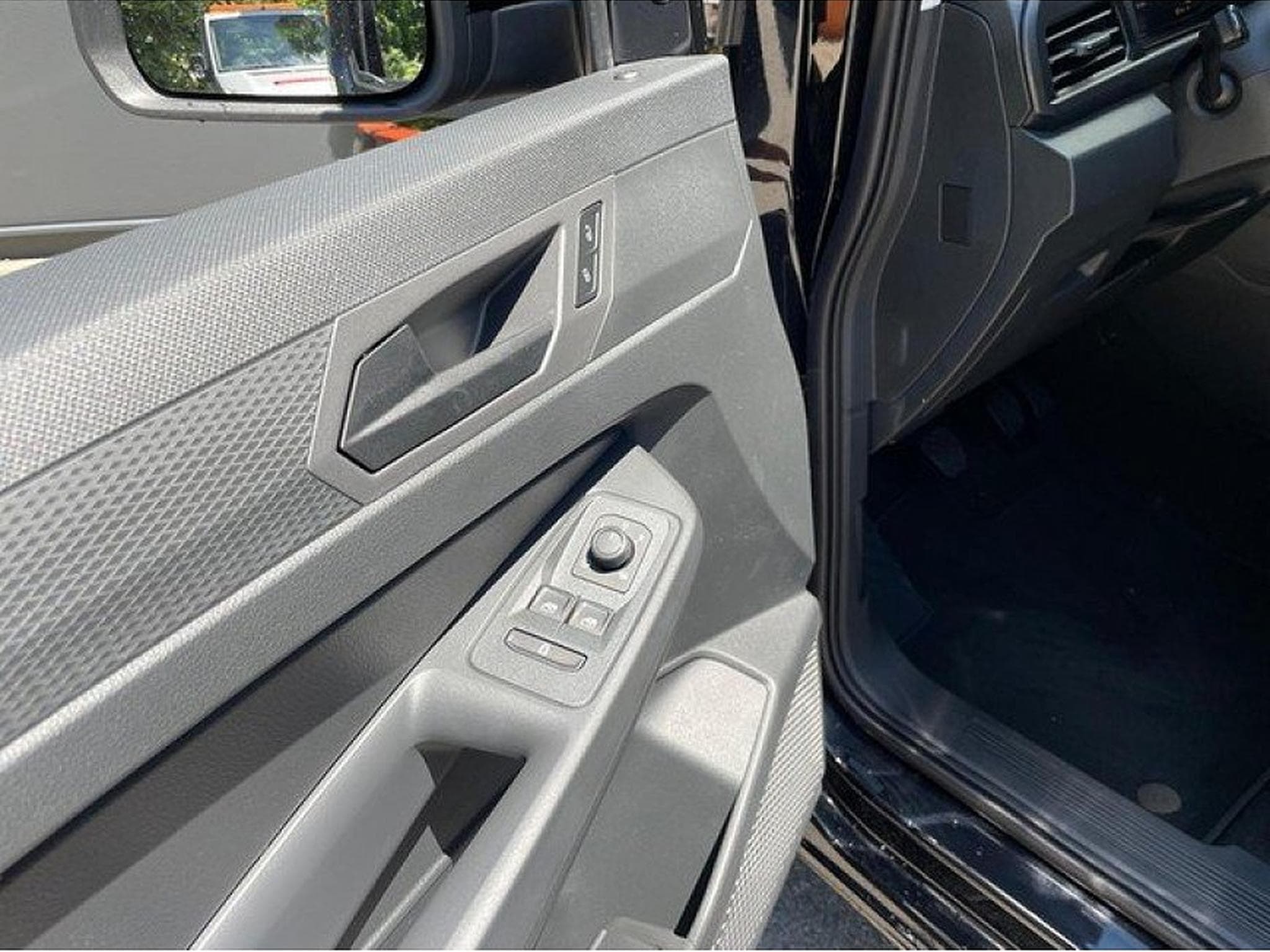 VW Caddy (2024) - Photo 10