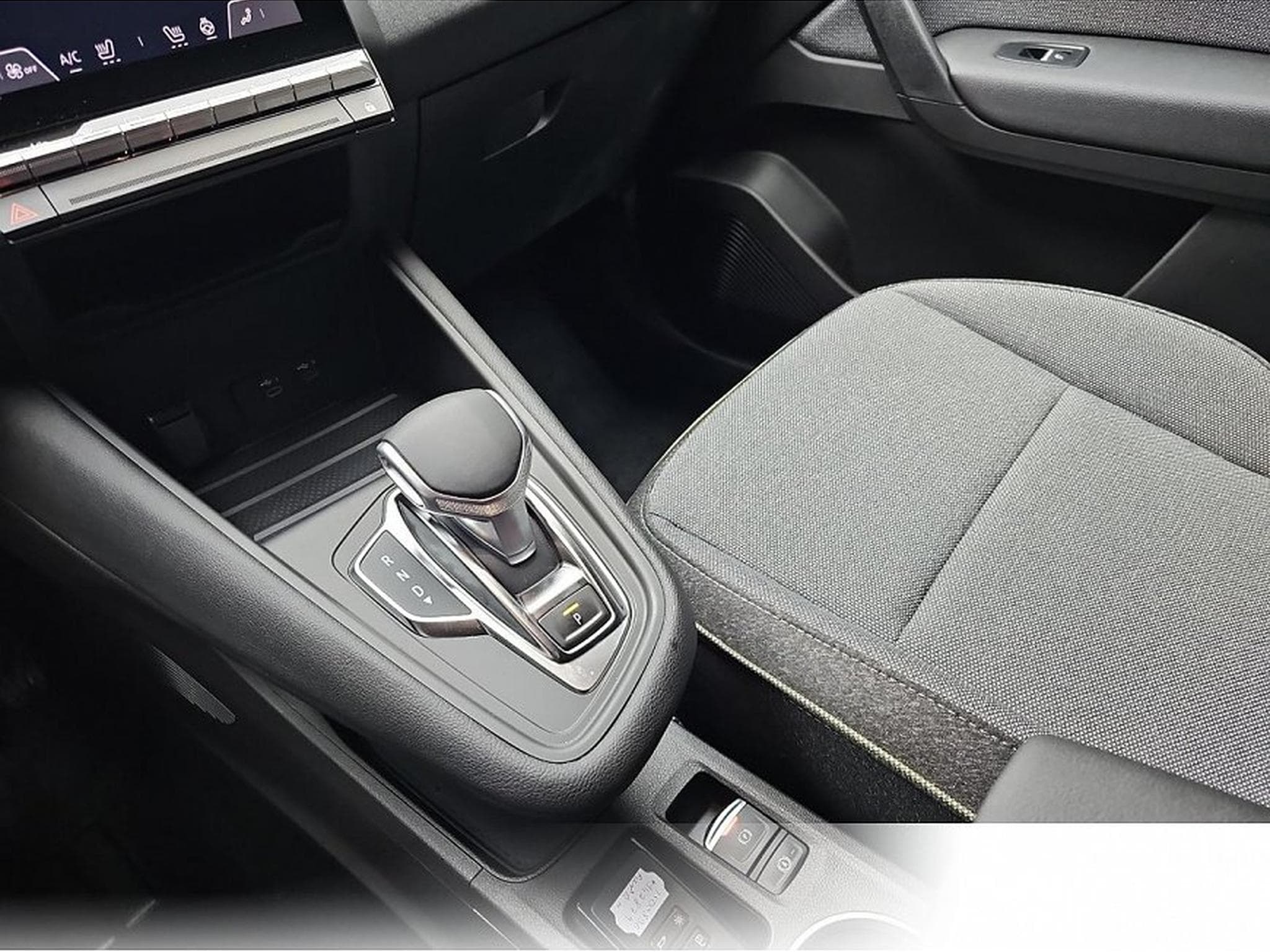 Renault Captur (2026) - Photo 11