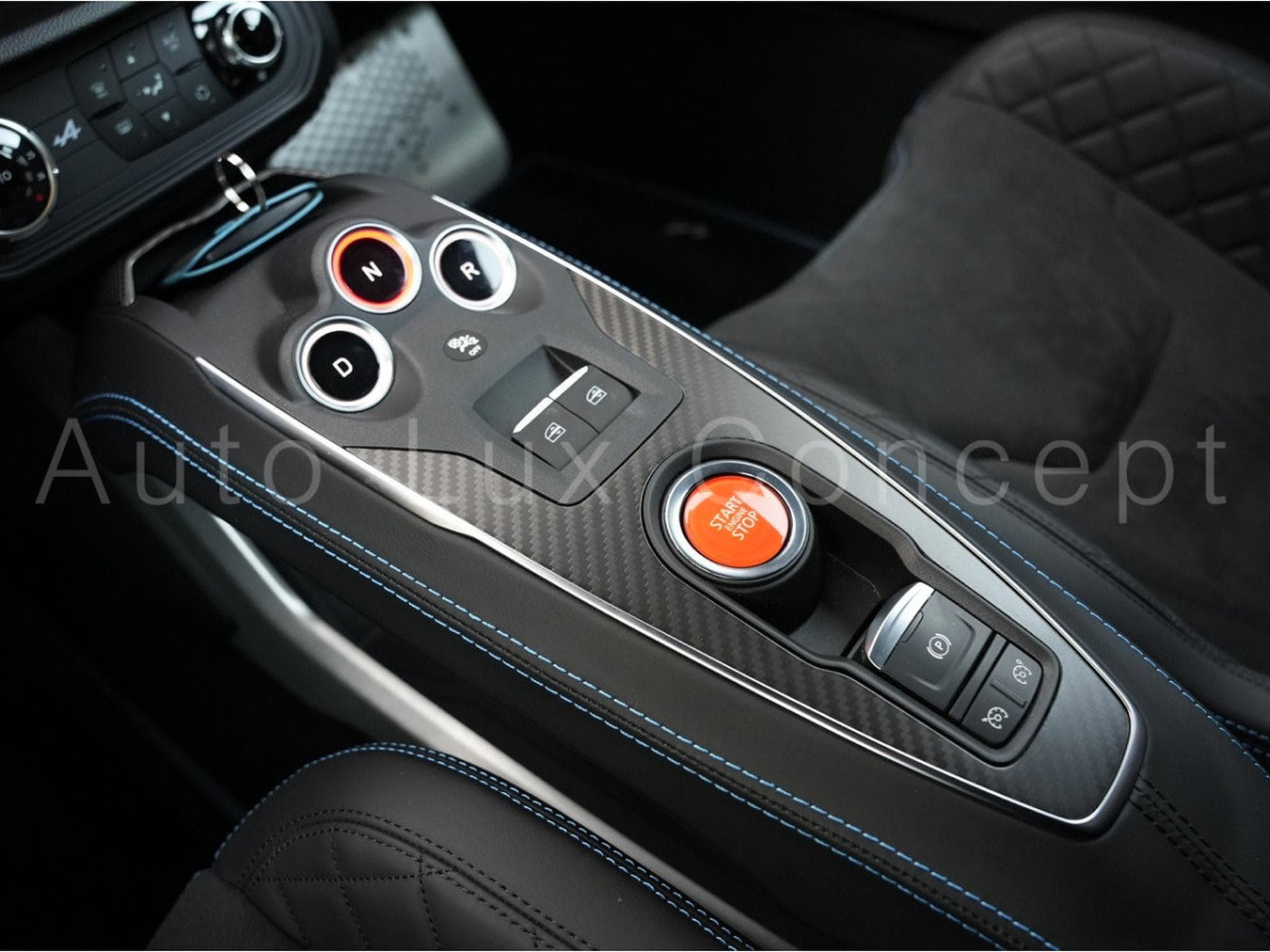 Alpine A110 Première Édition N° 629 / 1955 (2018) - Photo 19