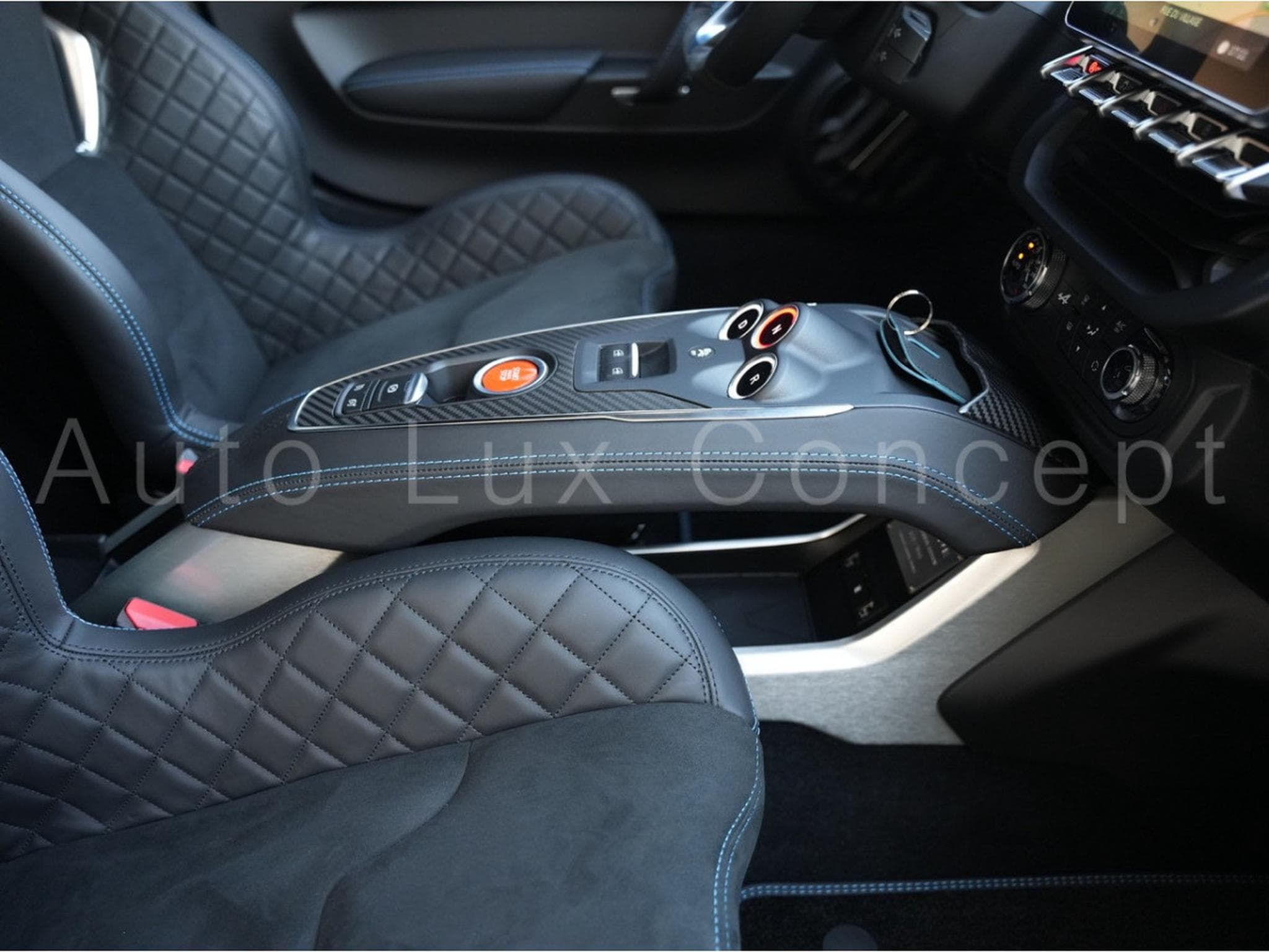 Alpine A110 Première Édition N° 629 / 1955 (2018) - Photo 21