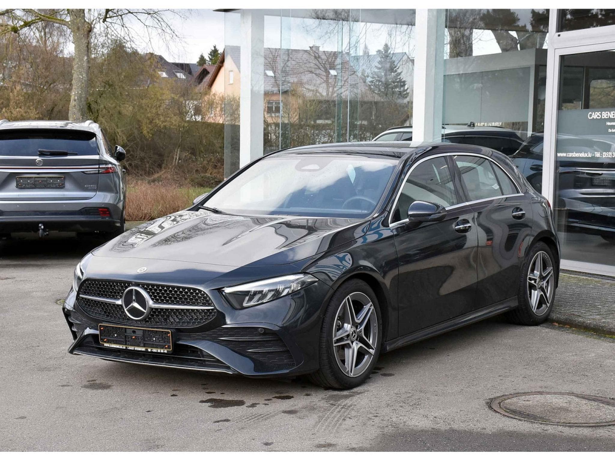 Mercedes A 200 AMG Line 7G-Tronic GPS LANE CAM PARK KEYLESS 1° MAIN (2025) - Photo 2