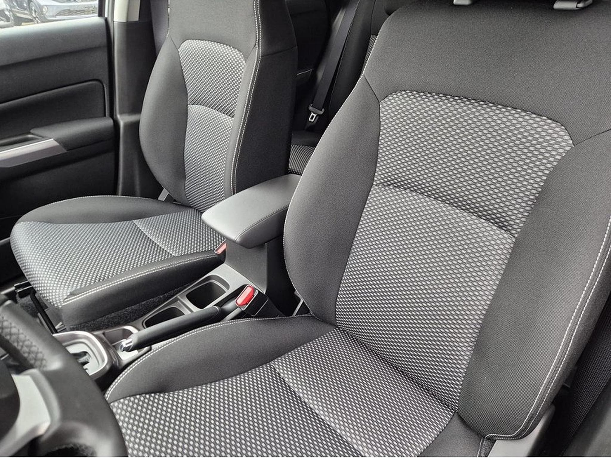 Suzuki Vitara (2026) - Photo 11