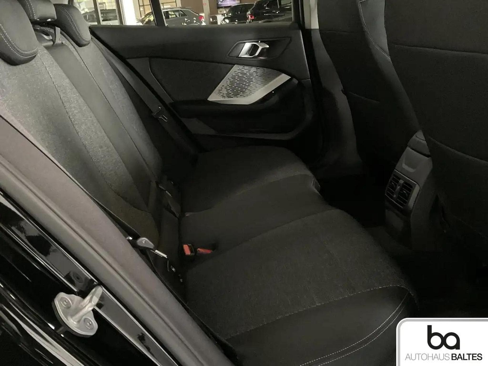 BMW 116 (2025) - Photo 8