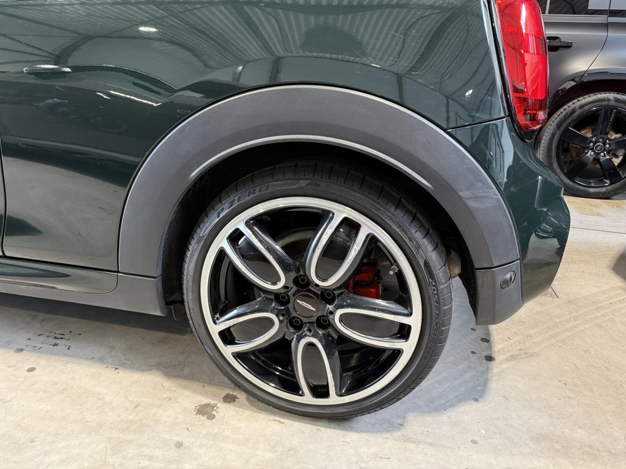 Mini Cooper John Cooper Works JCW 231/ GREEN/ STAR SKY (2020) - Photo 14