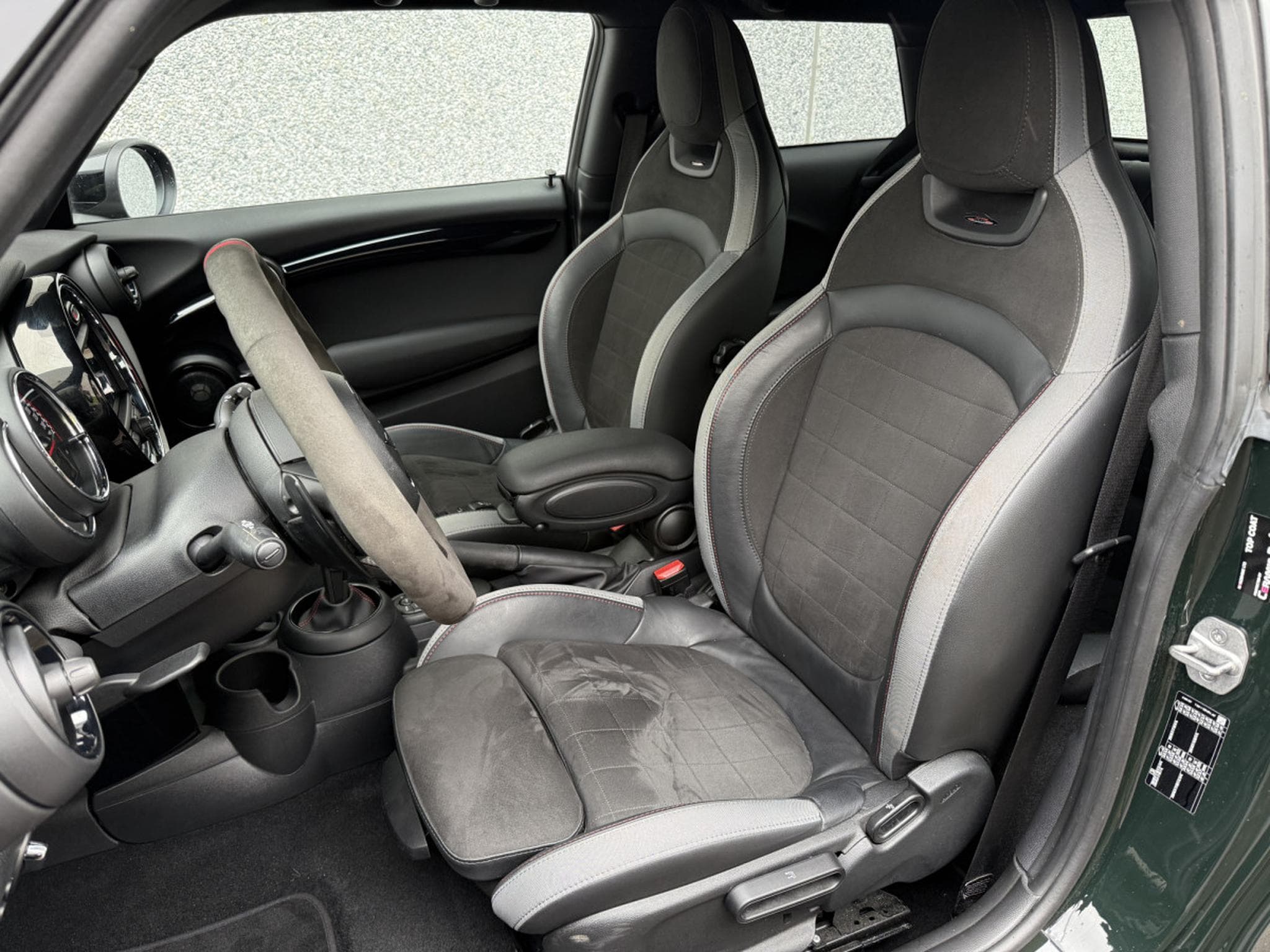 Mini Cooper John Cooper Works JCW 231/ GREEN/ STAR SKY (2020) - Photo 4