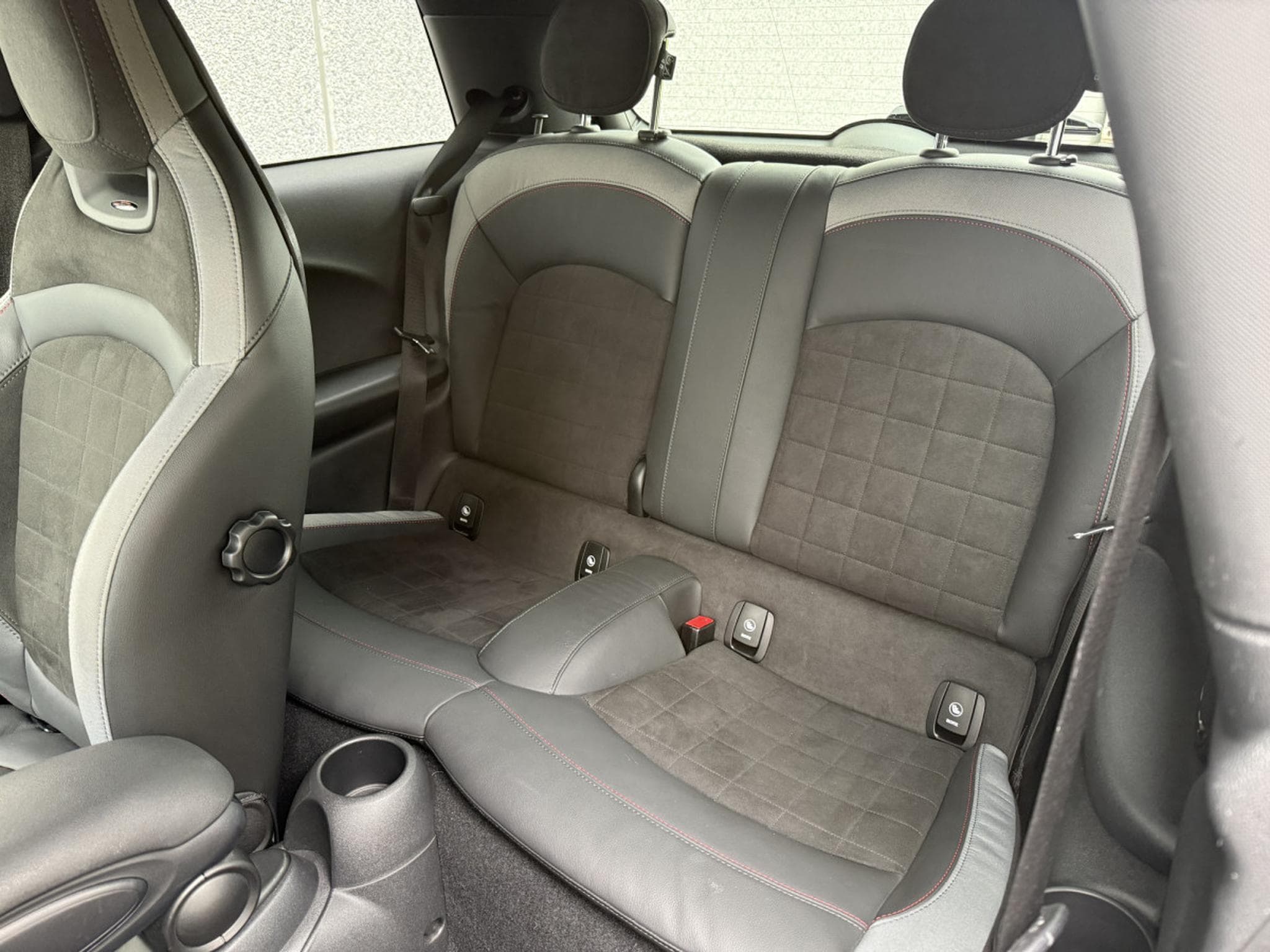 Mini Cooper John Cooper Works JCW 231/ GREEN/ STAR SKY (2020) - Photo 6