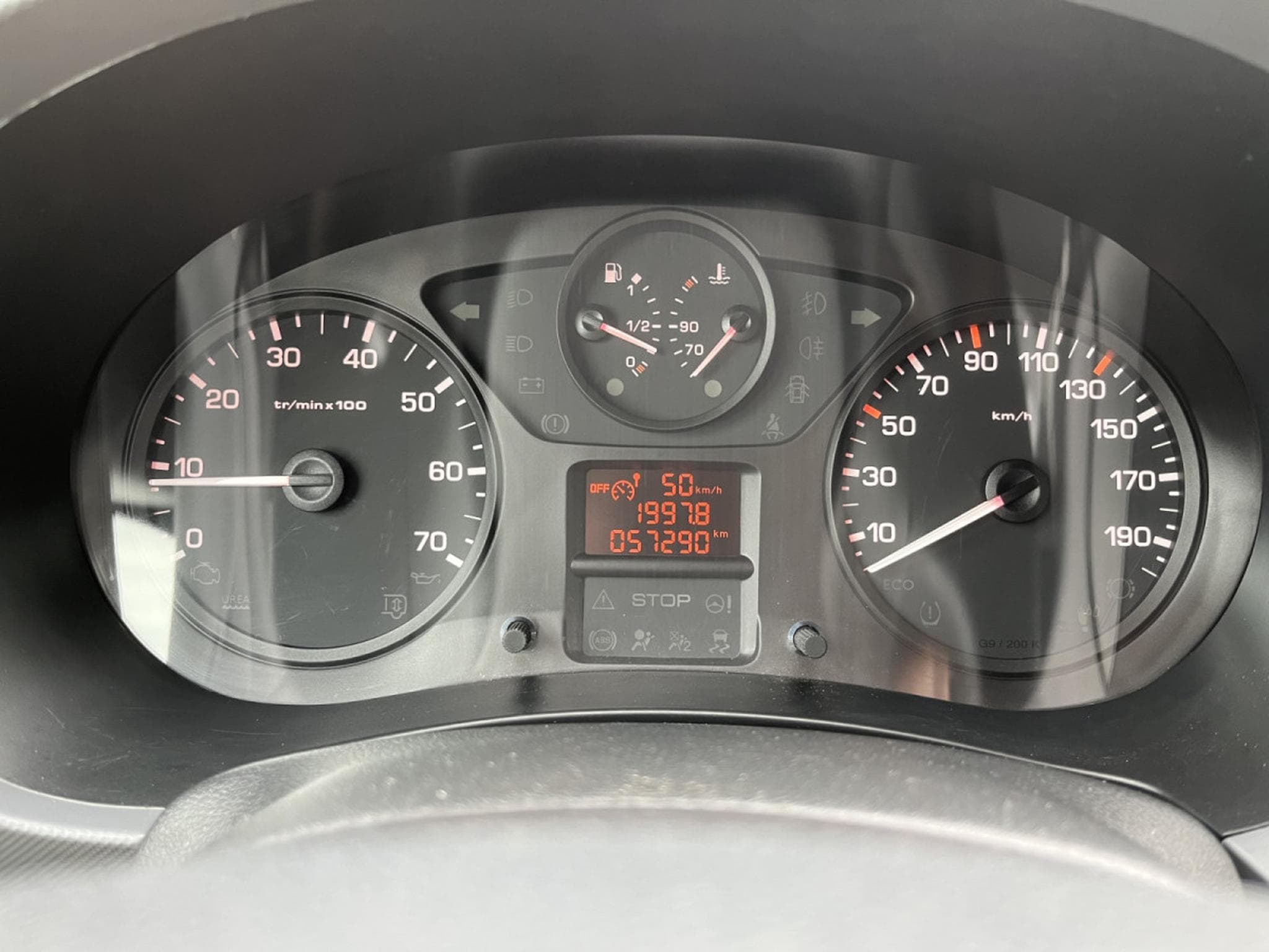 Peugeot Partner 1.6 Blue Hdi 100cv 3 places Clim Tempomat PDC 18.000km! (2018) - Foto 12