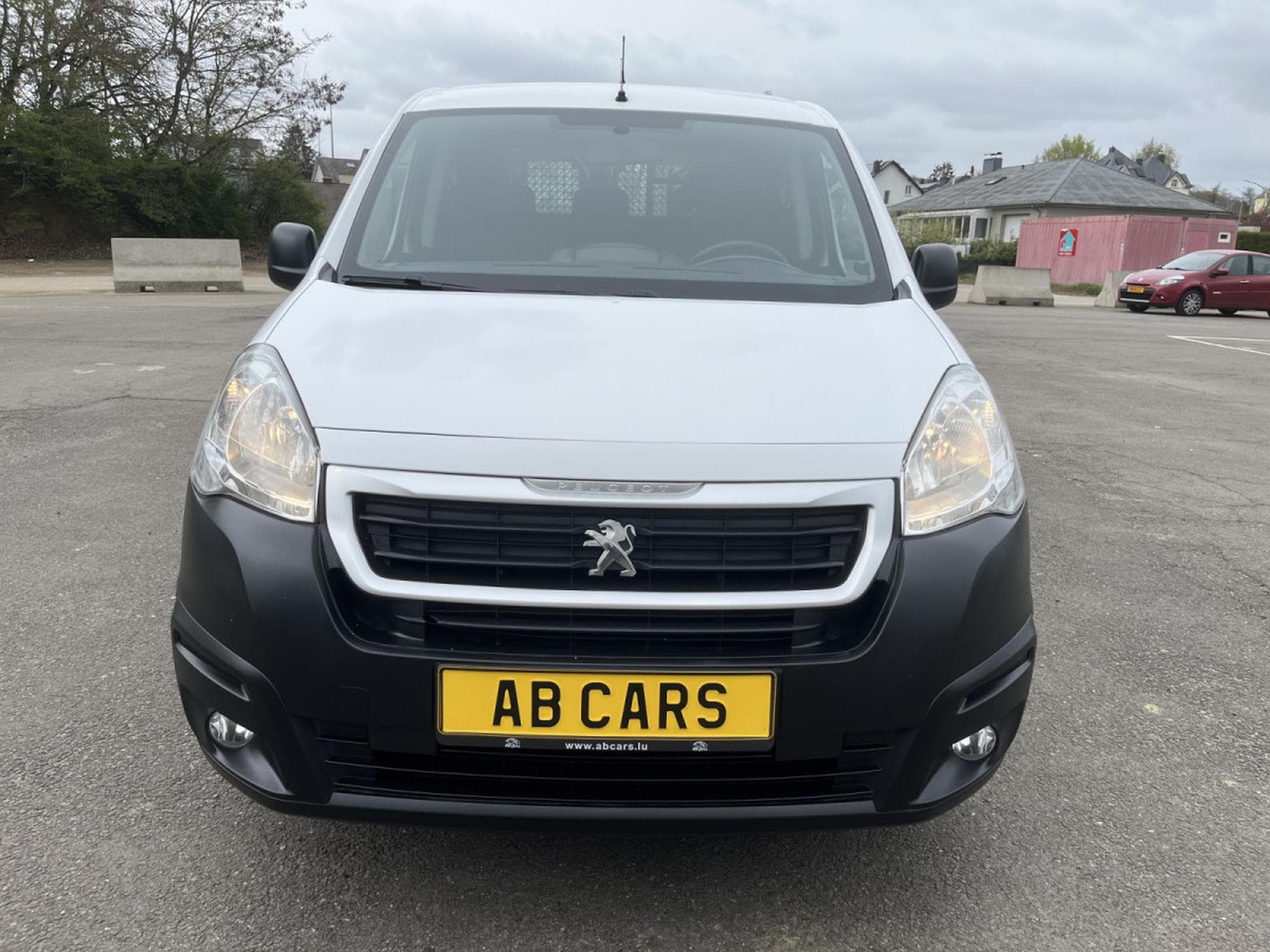 Peugeot Partner 1.6 Blue Hdi 100cv 3 places Clim Tempomat PDC 18.000km! (2018) - Foto 2